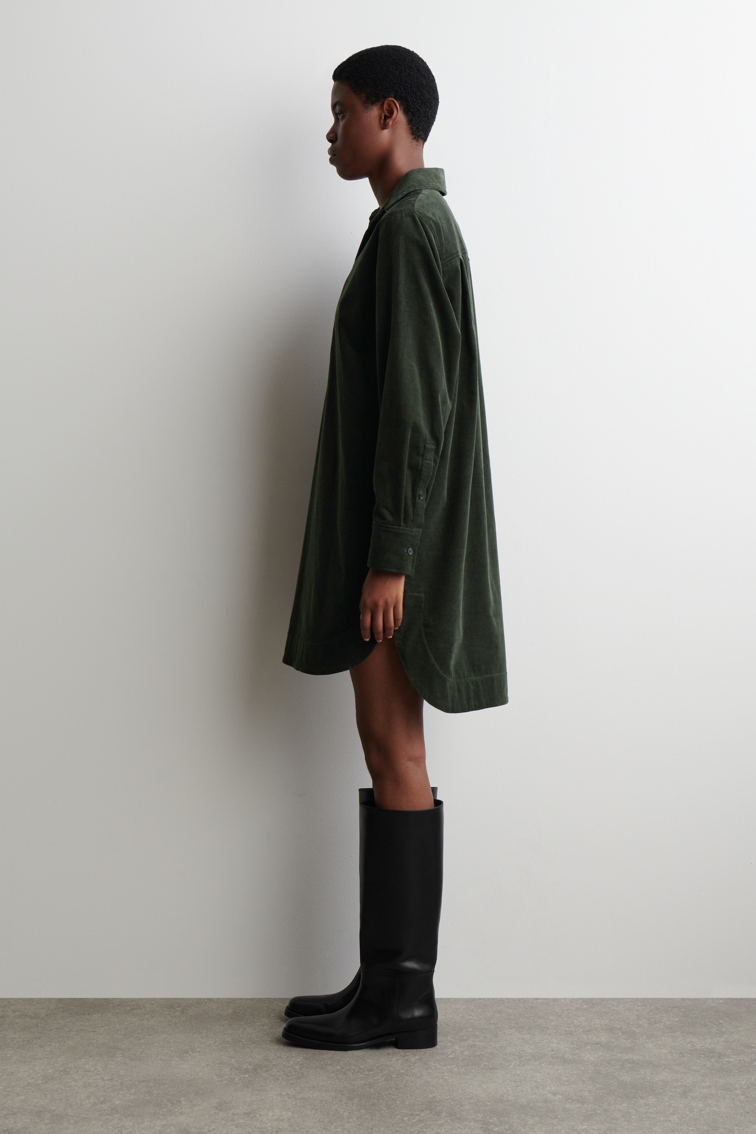 ROBE-CHEMISE COURTE EN VELOURS CÔTELÉ - VERT FONCÉ/NOIR - 6