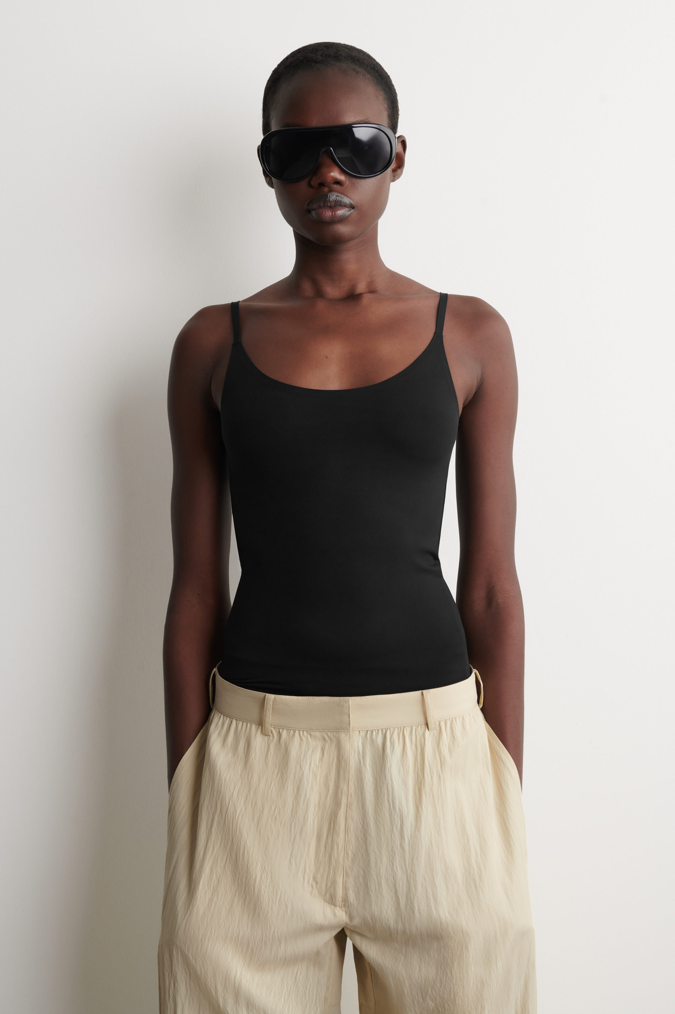 lcdc キャミ glowny blackup cos musinsa lcdc キャミ glowny blackup