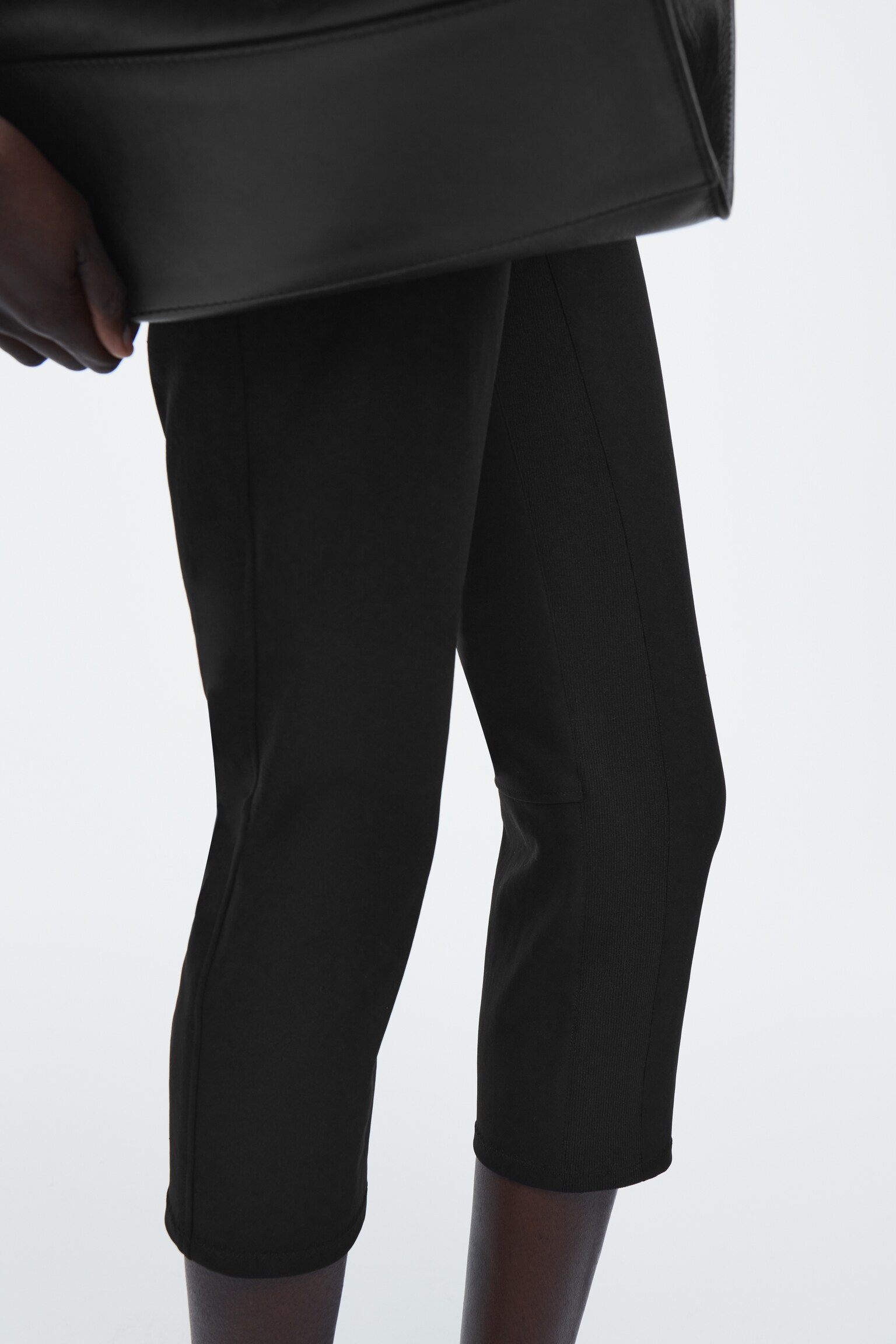 PANTALON CAPRI SLIM - NOIR - 5