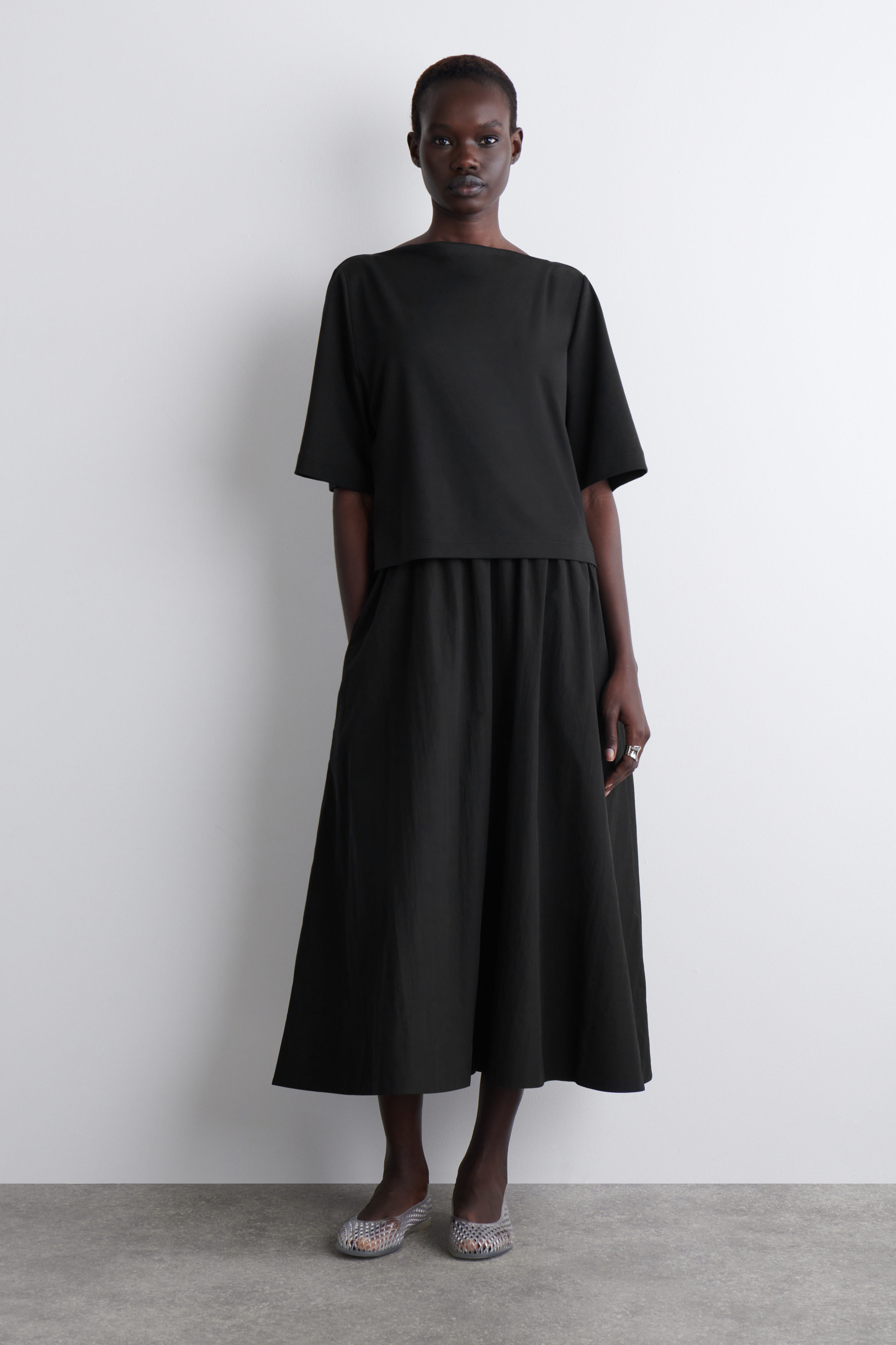 L&#39;Appartement DEUXIEME CLASSE - Linen Boat Neck Knit  ブラック Soft Line Boat Neck Tank Top Black | NA-KD