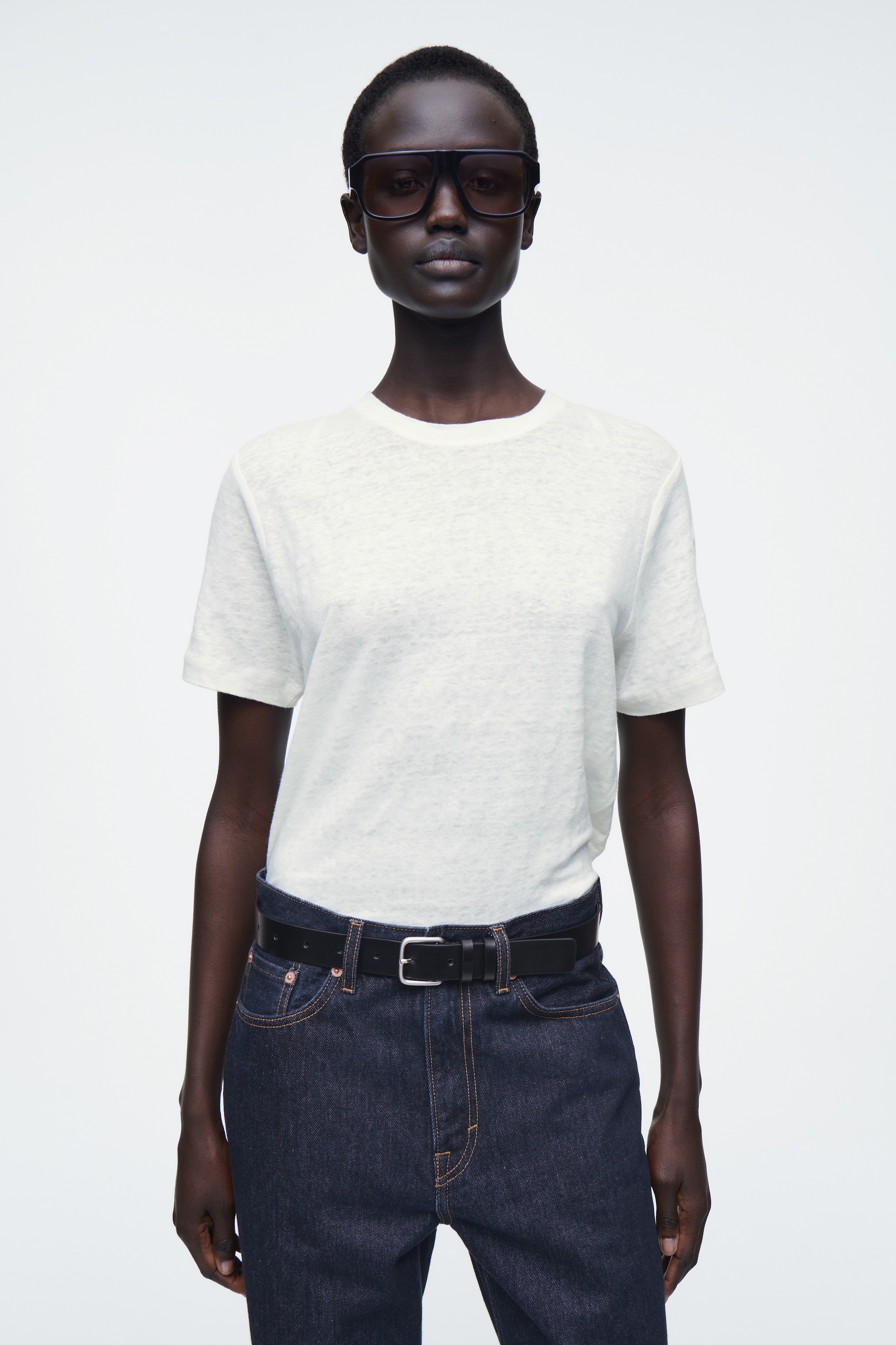 Agrandir l'image: T-SHIRT À COL ROND EN LIN - BLANC - FEMME | H&M FR 1
