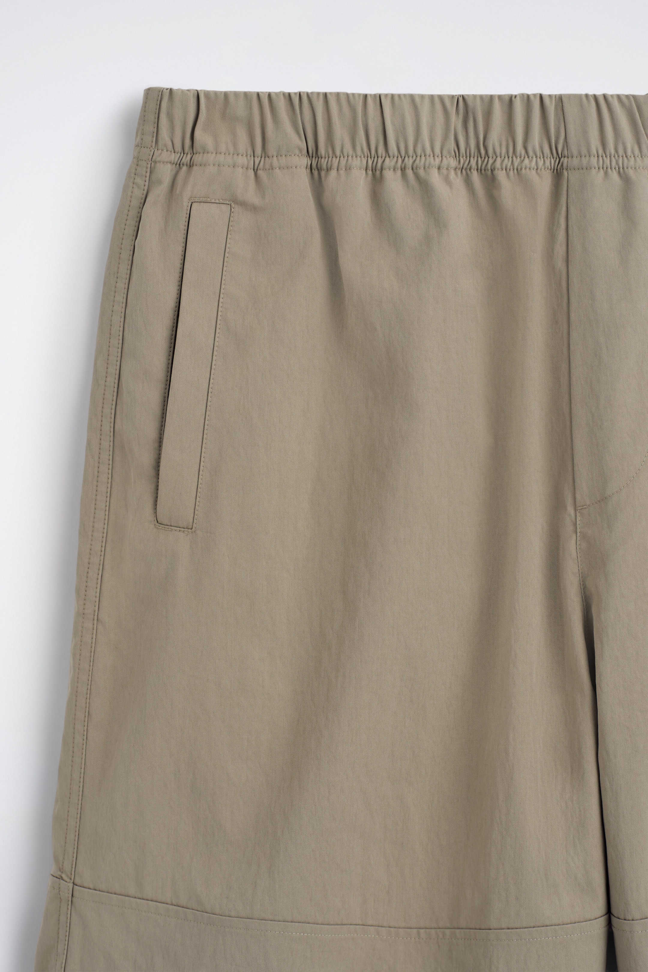 StillMedia/DescriptiveDetail