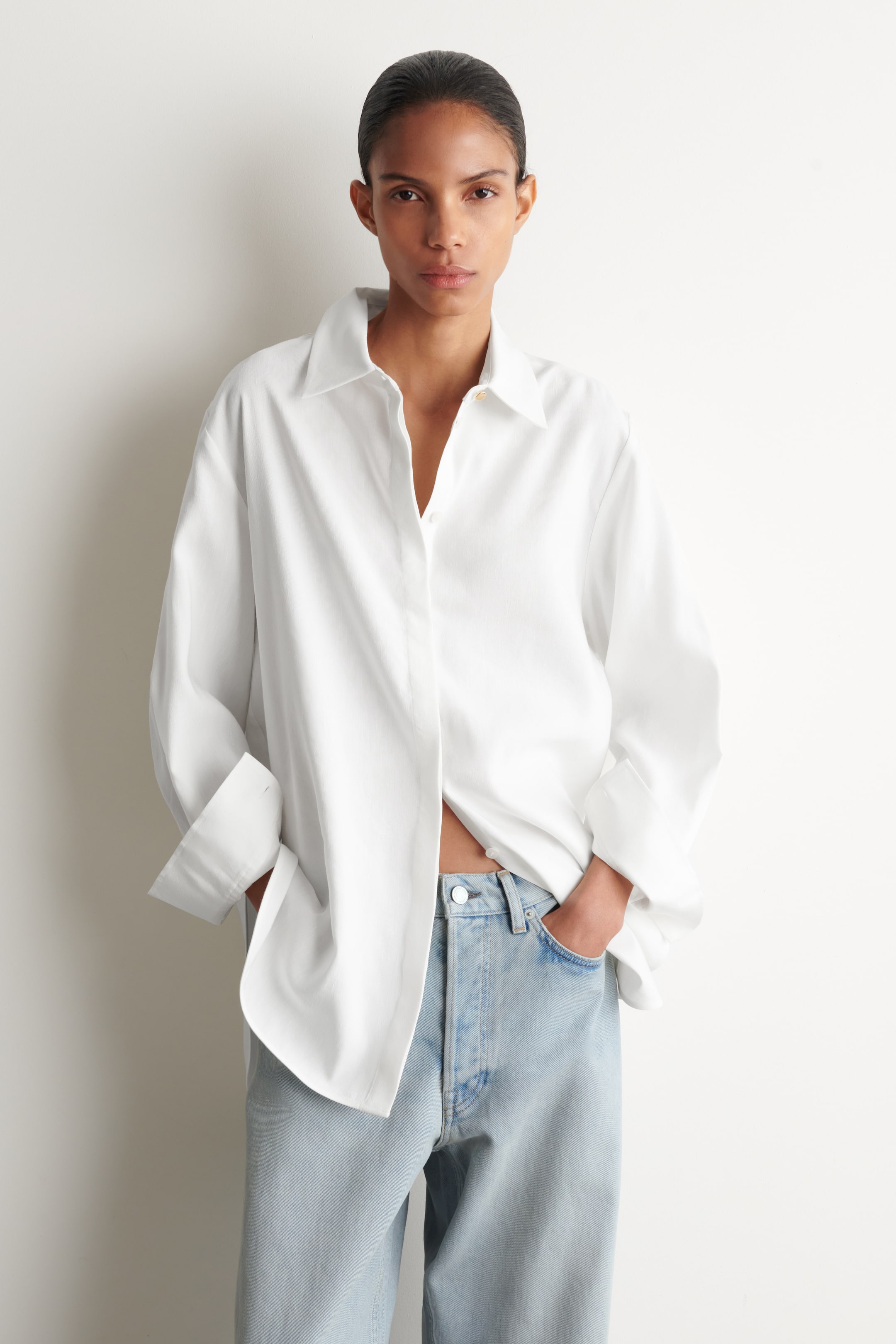 Agrandir l'image: CHEMISE LONGUE EN LIN - BLANC - FEMME | H&M BE 1