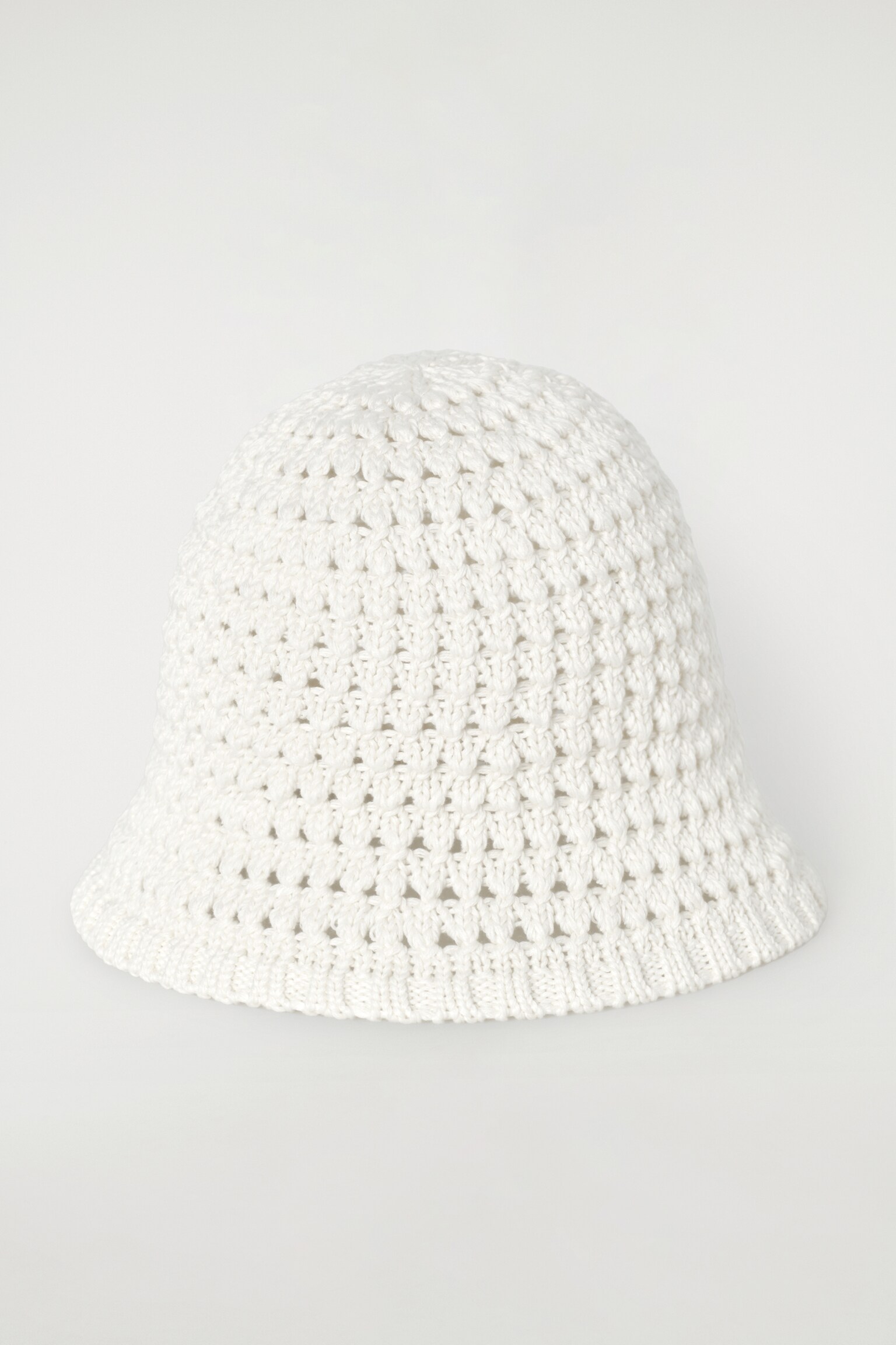 GORRO DE PESCADOR DE GANCHILLO - BLANCO/BURDEOS - 3