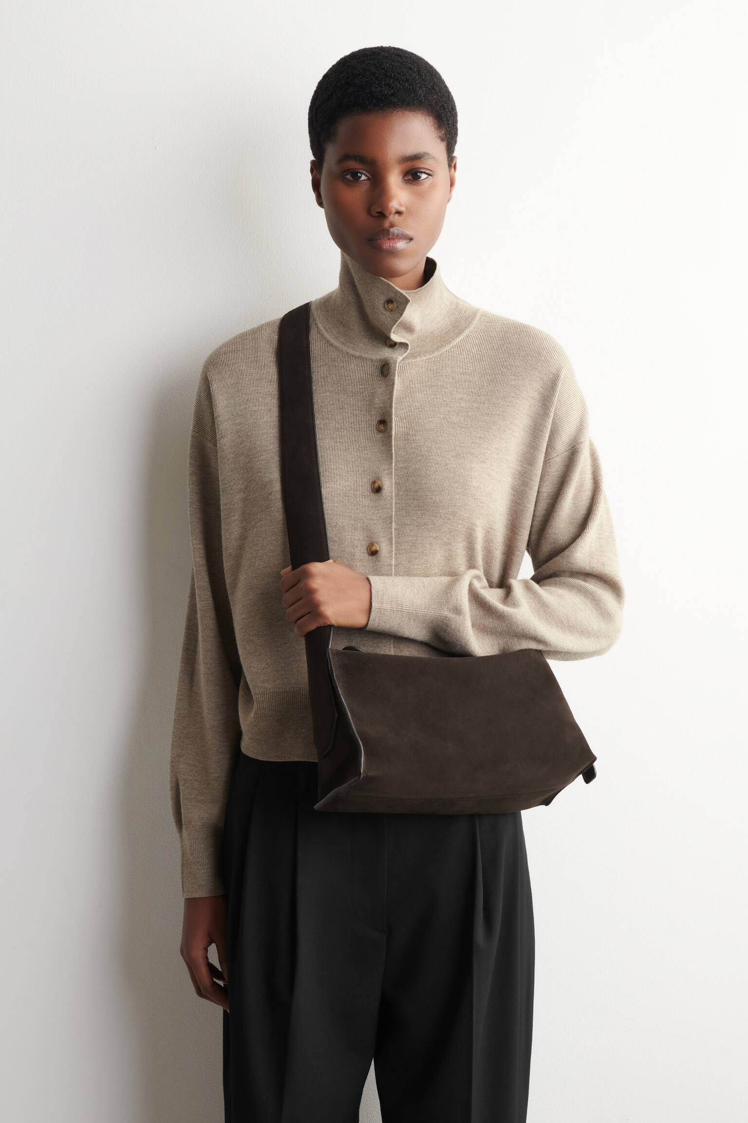 PLINTH UMHÄNGETASCHE - LEDER - BRAUNES VELOURSLEDER/SCHWARZ - 5