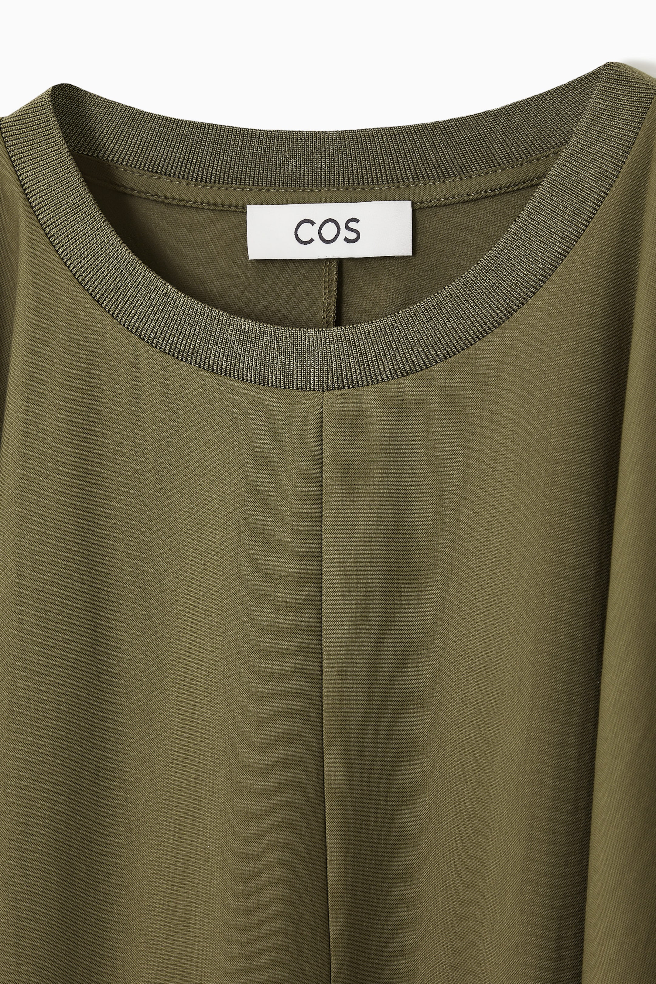 StillMedia/DescriptiveDetail