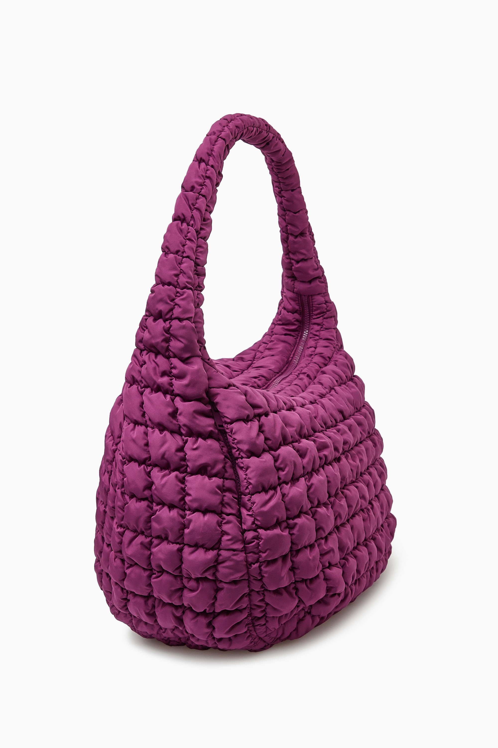 【COS】 Quilted Oversized Shoulder Bag : Purple COS Quilted Oversized Shoulder Bag Purple 0916460012 / 100