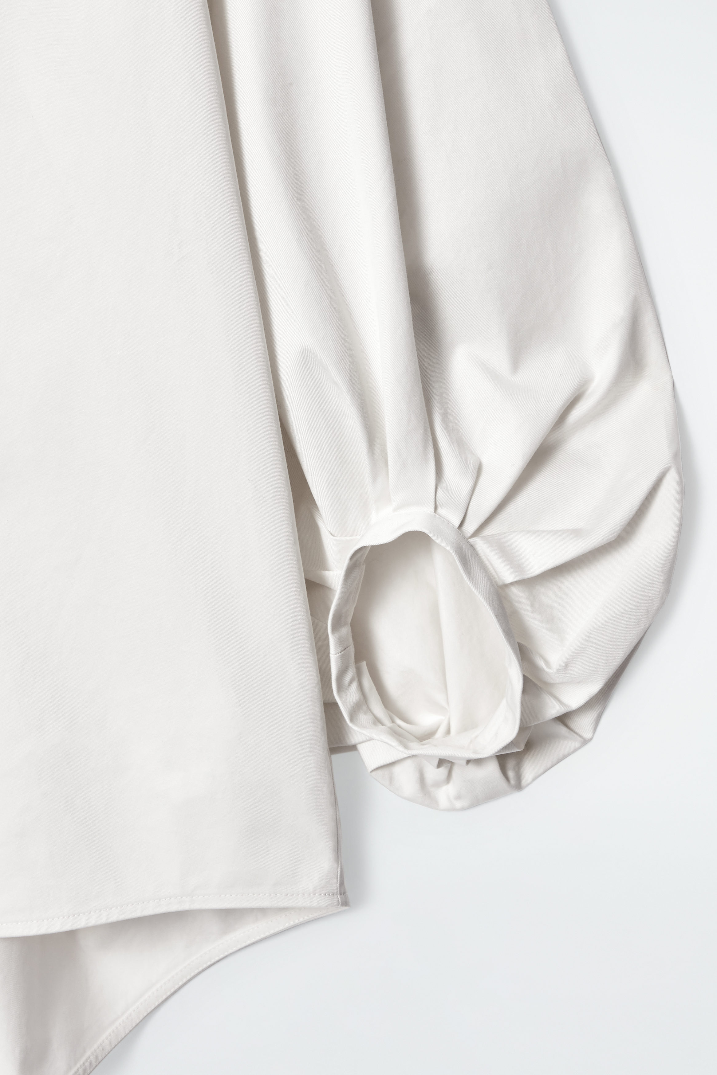 BALLOON-SLEEVE BLOUSE - WHITE | COS