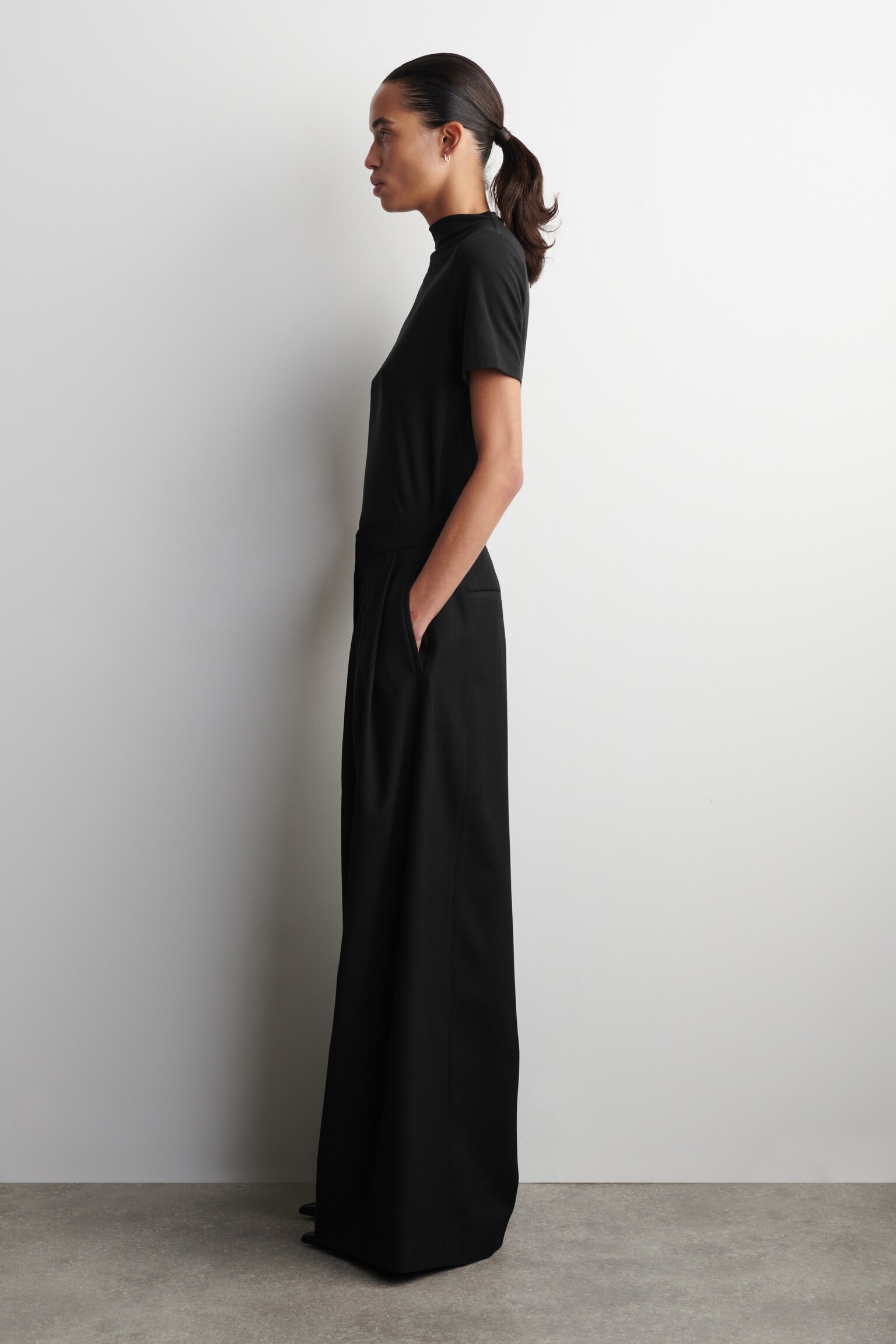 RELAXED WOOL-BLEND WIDE-LEG TROUSERS - BLACK/BURGUNDY/DARK GREEN - 4