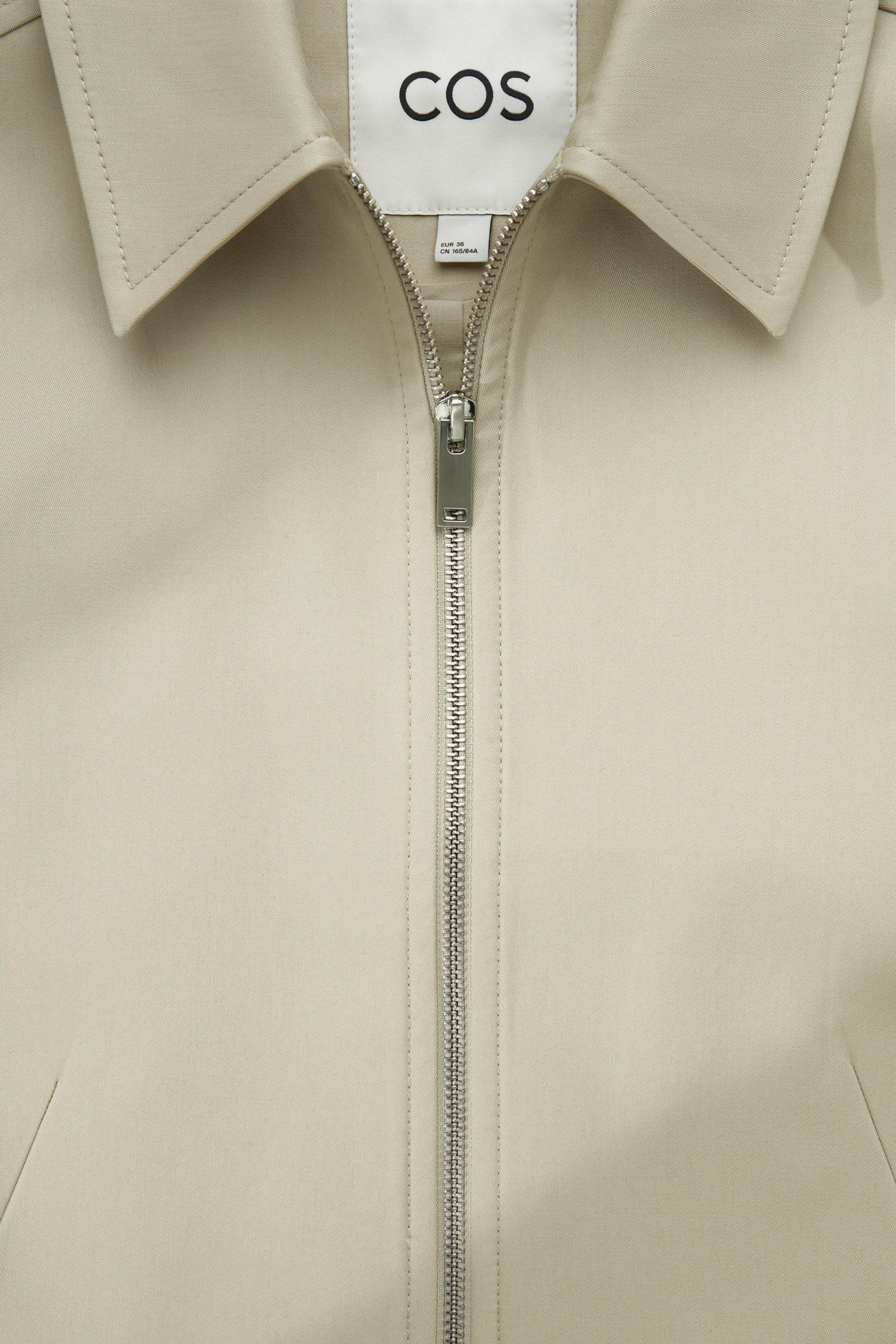 StillMedia/DescriptiveDetail