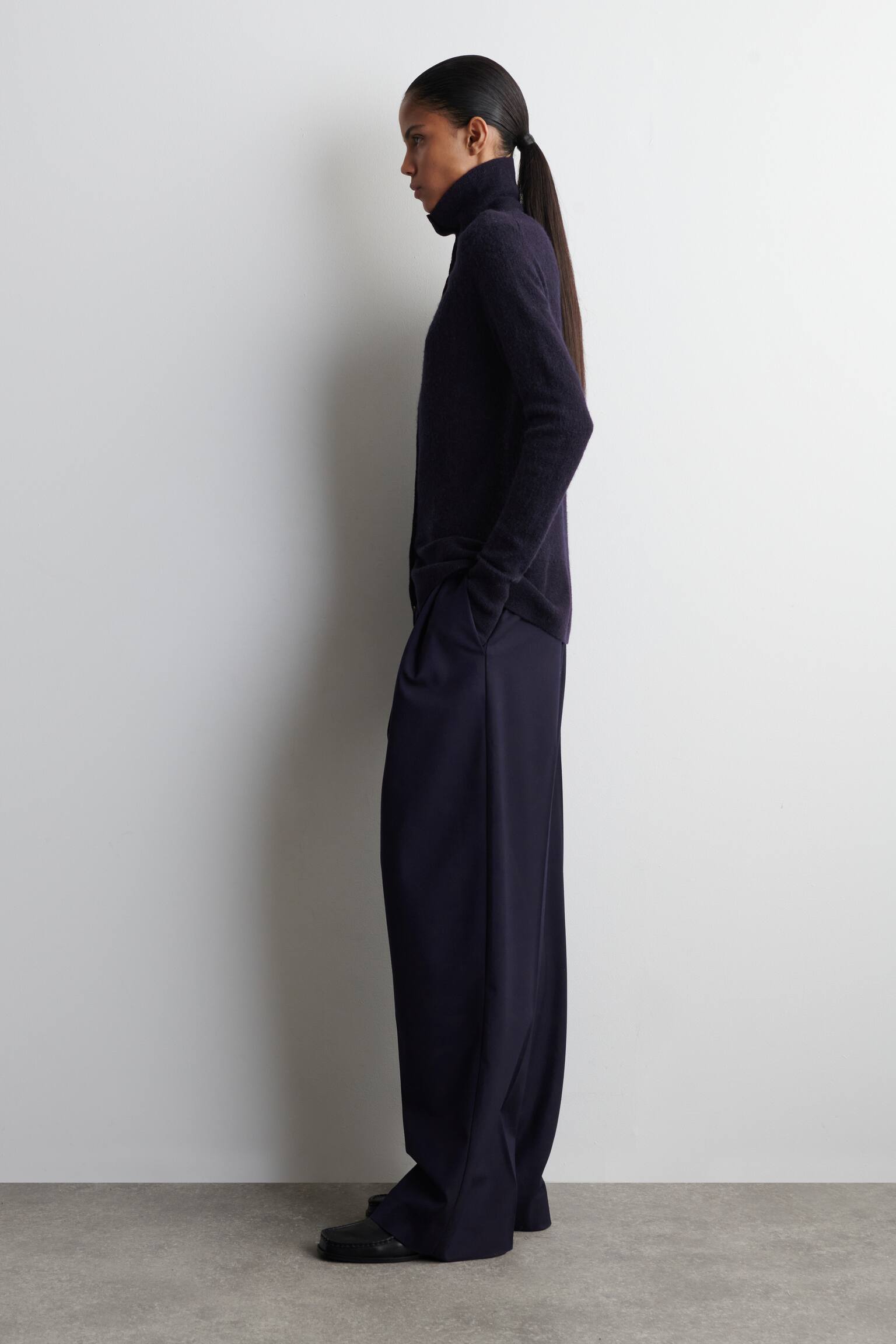 STRICKJACKE AUS ALPAKA-MERINOWOLL-MIX - NAVYBLAU MELIERT/BRAUN MELIERT - 6