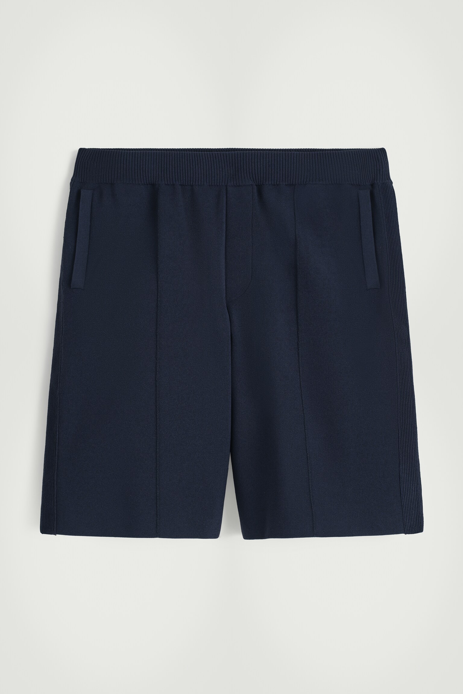 BERMUDAS DE PUNTO ELÁSTICAS - AZUL MARINO - 2