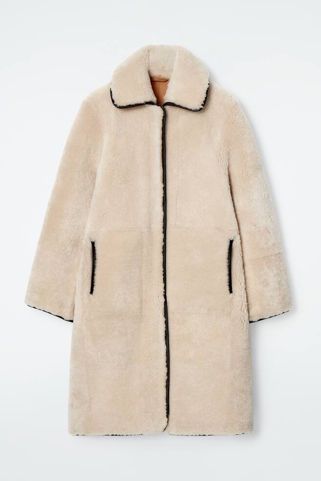LEATHER-TRIMMED SHEARLING LONG COAT - CREAM - 1