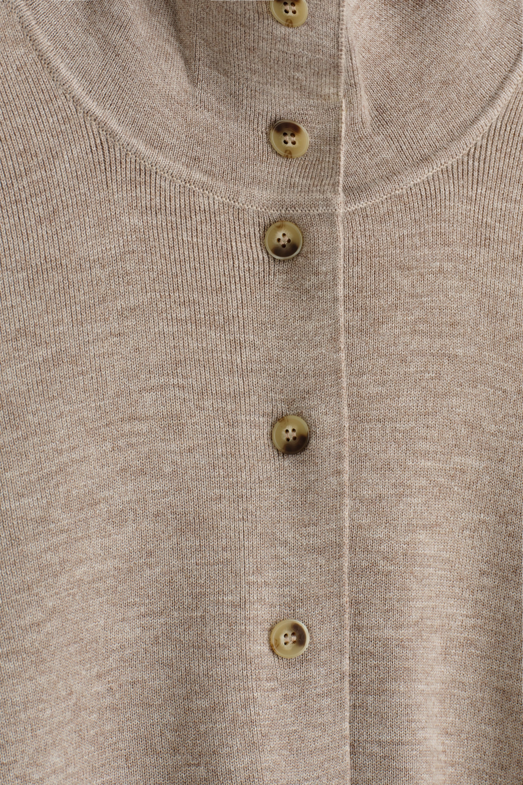 StillMedia/DescriptiveDetail