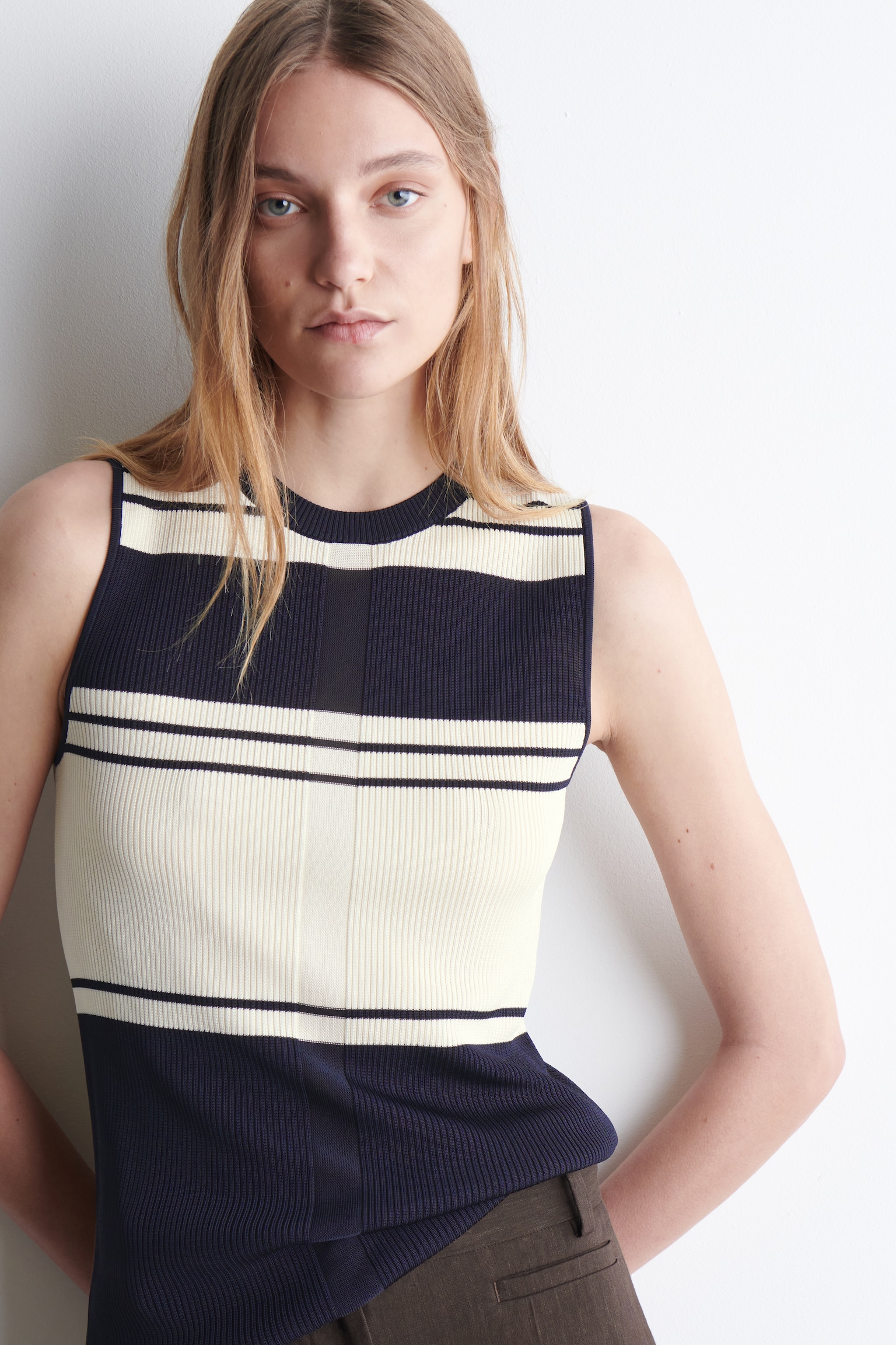 RIBBED-KNIT TANK TOP - NAVY / IVORY / STRIPED/ECRU/ORANGE - 7