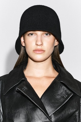 MERINO WOOL BUCKET HAT — BLACK 1