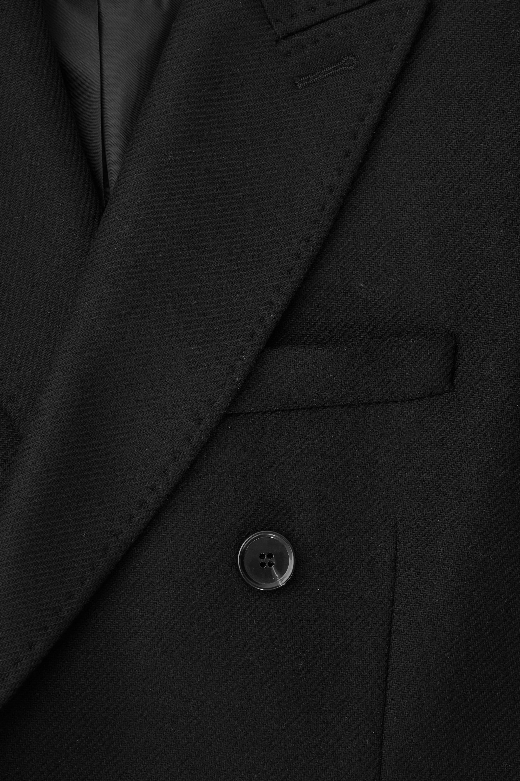 StillMedia/DescriptiveDetail