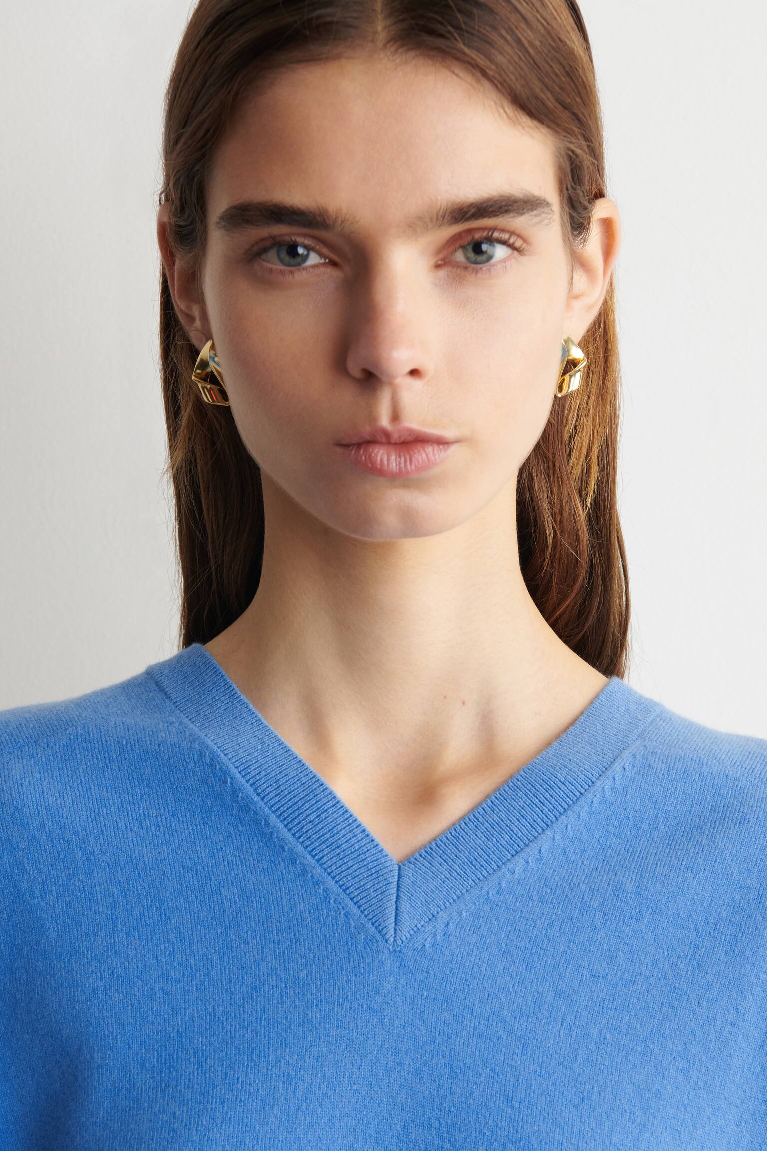 MERINO WOOL V-NECK JUMPER - BLUE - 5