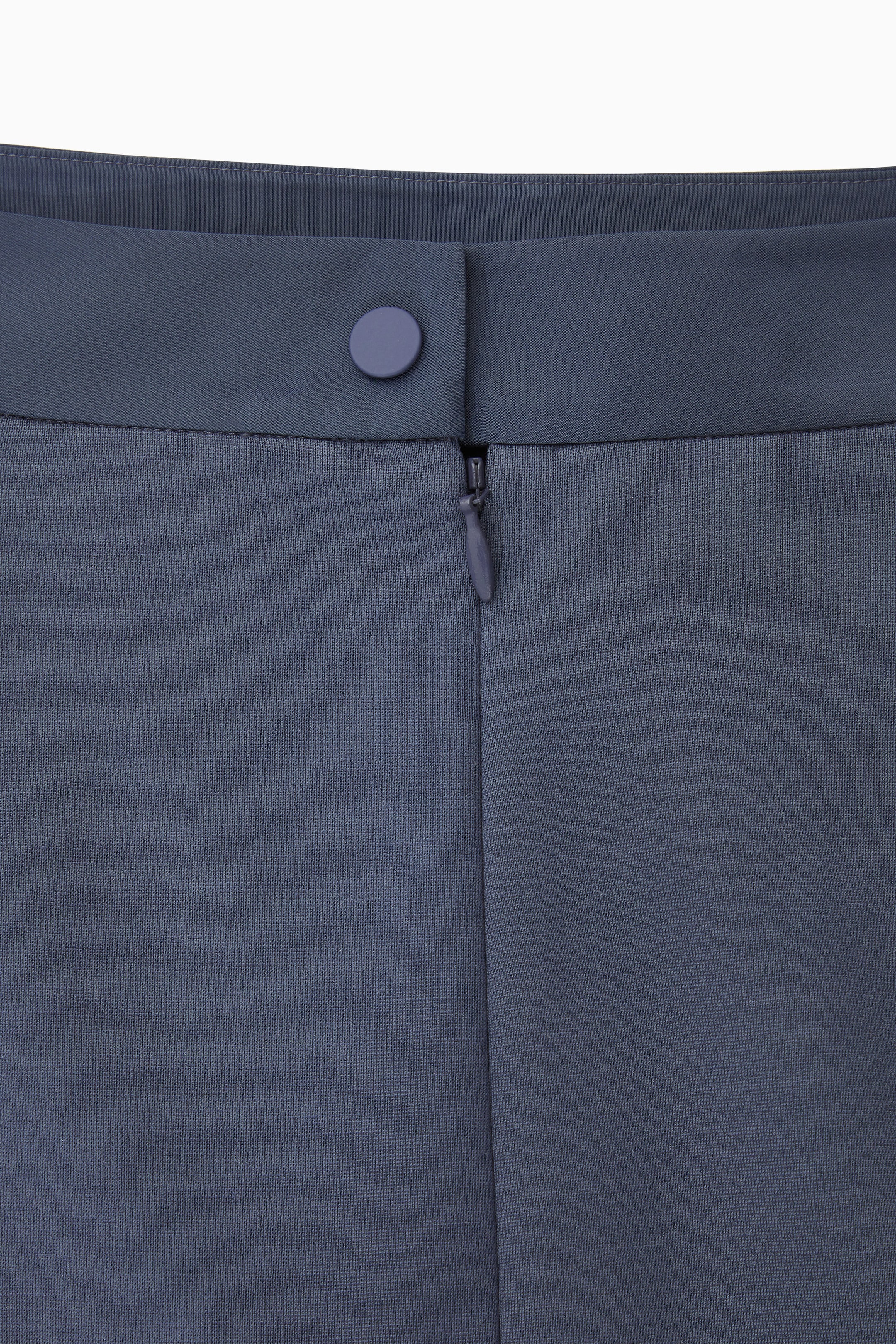 SHELL-PANEL A-LINE MINI SKIRT