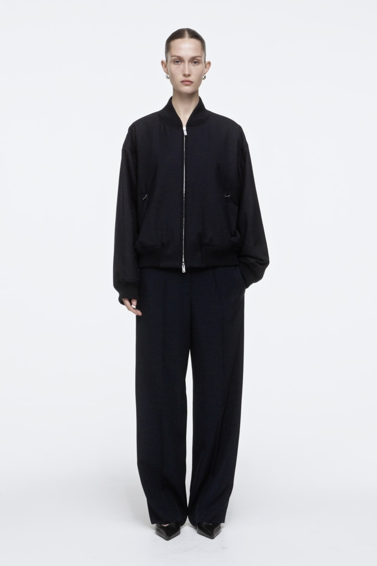 OVERSIZED WOOL BOMBER JACKET