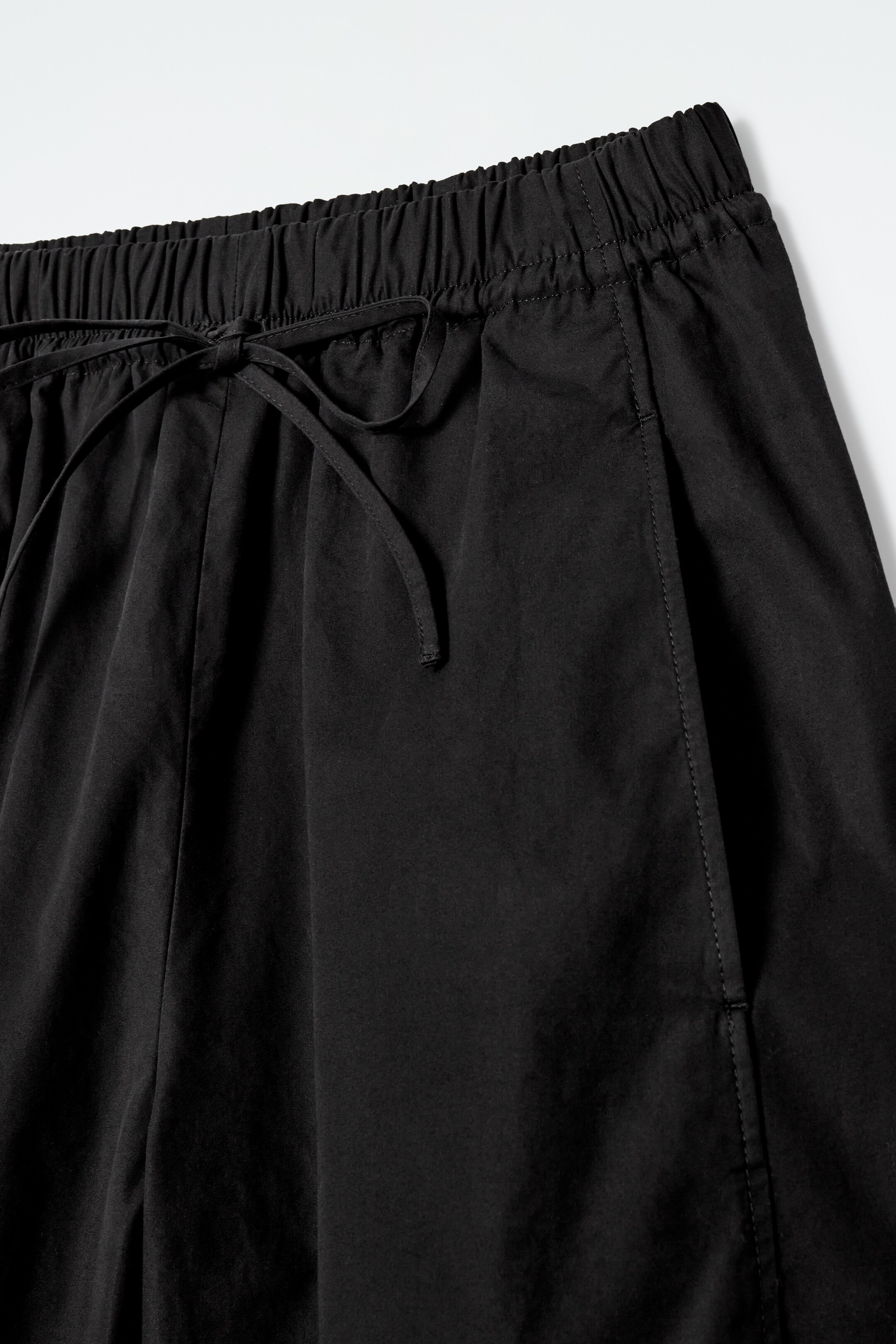 View larger image: ELASTICATED BARREL-LEG TROUSERS - BLACK - Ladies | H&M GB 2