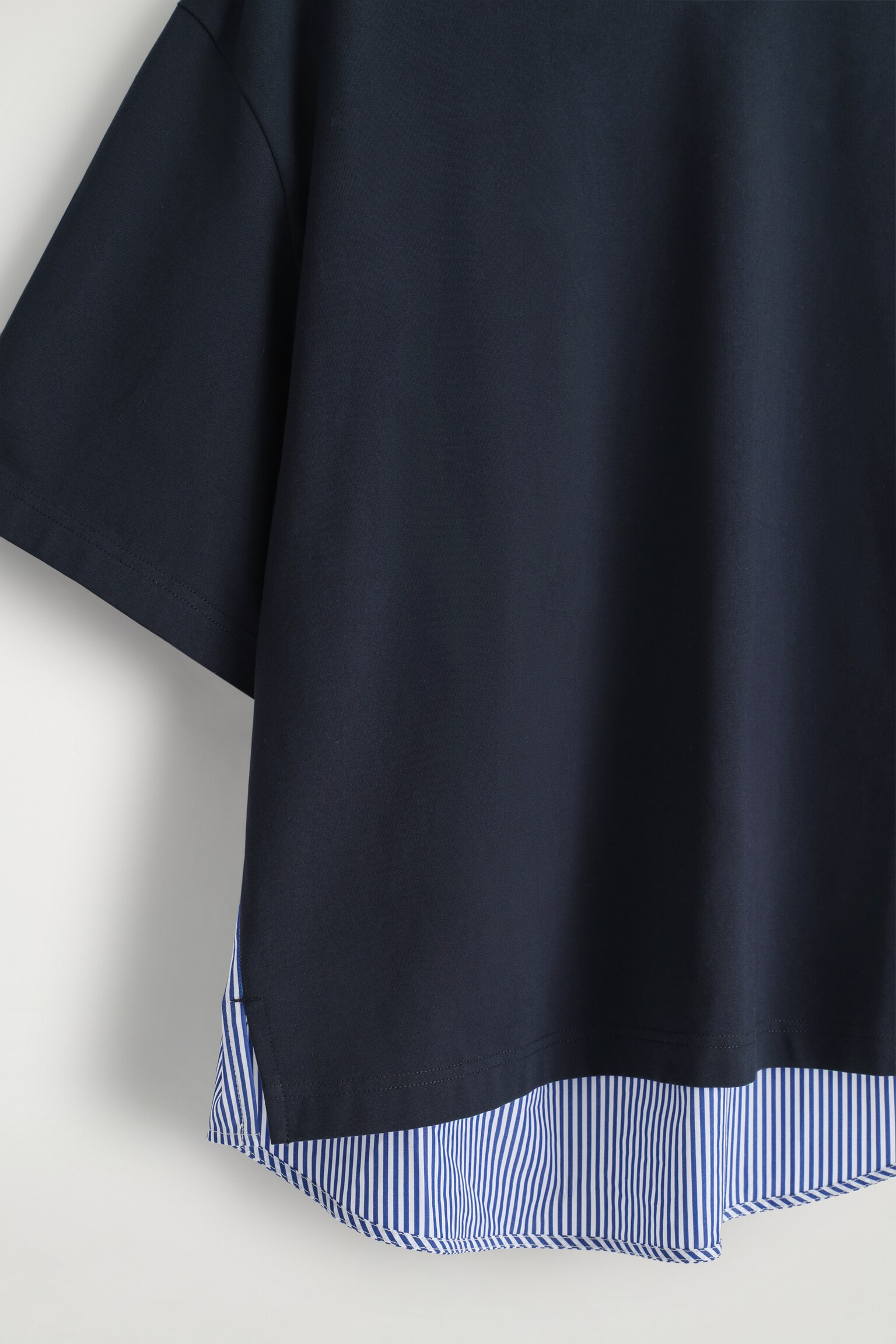 T-SHIRT À PANNEAUX - BLEU / RAYÉ - 7