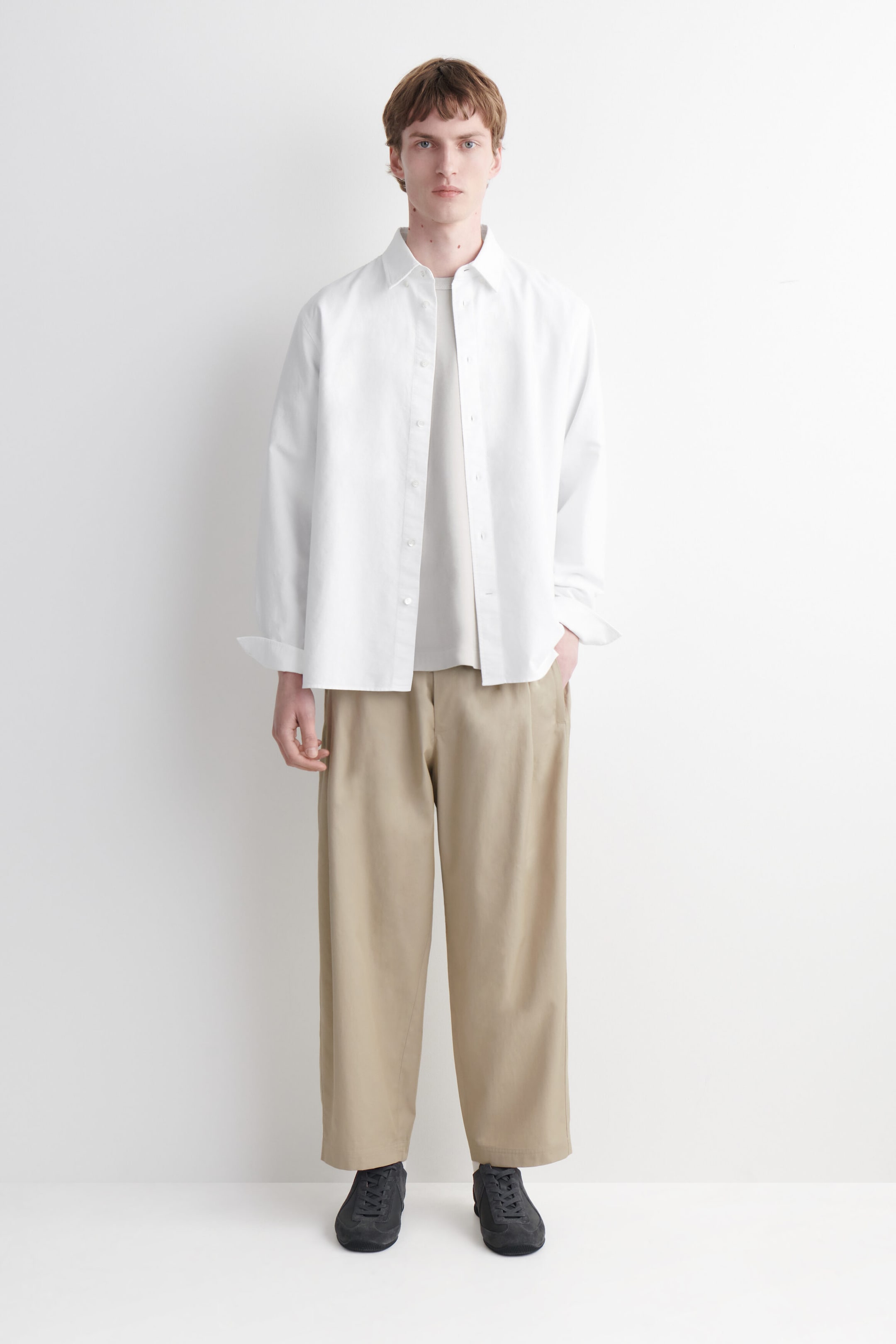 CROPPED ELASTICATED RELAXED-FIT WIDE-LEG TROUSERS