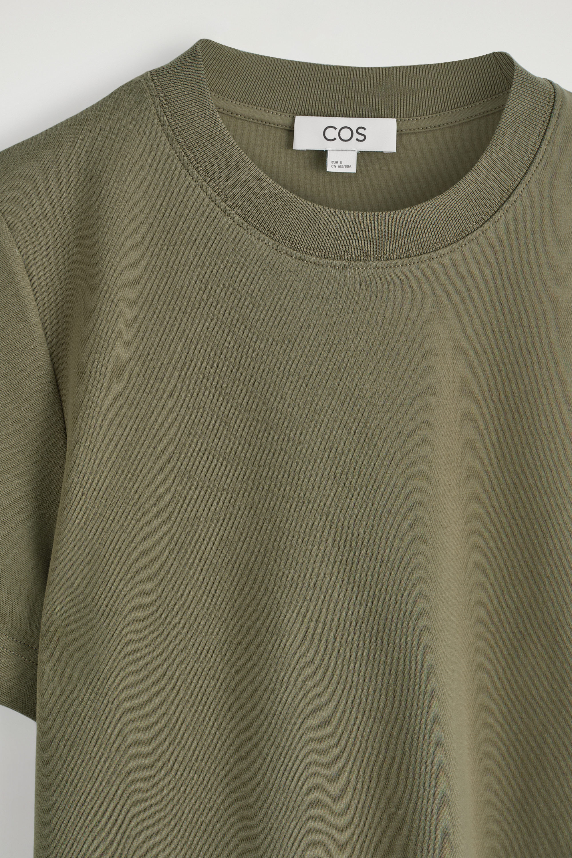 CLEAN CUT REGULAR T-SHIRT - KHAKI | COS