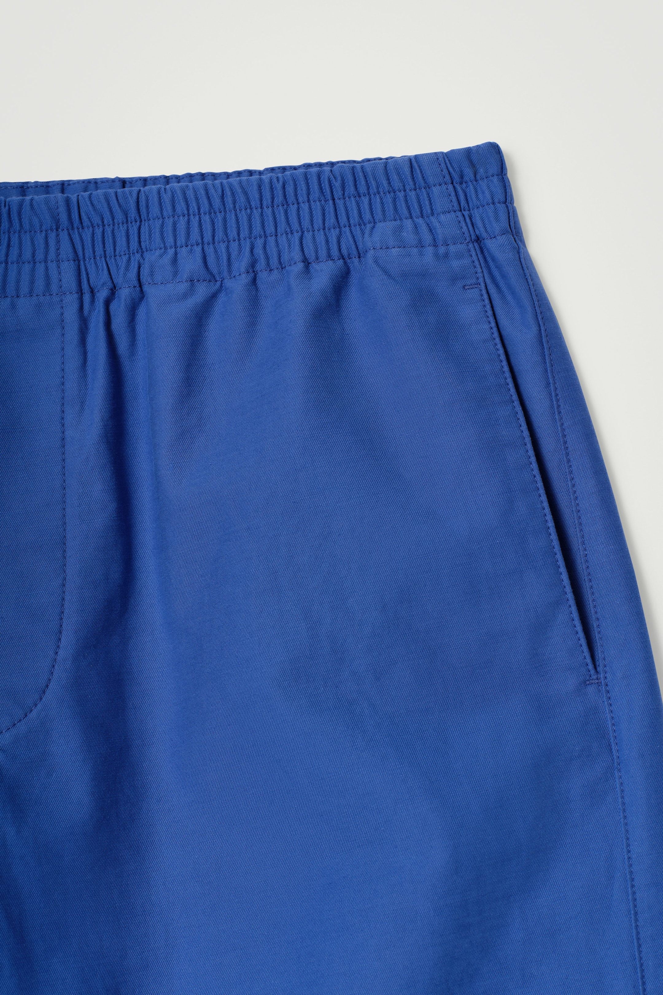 StillMedia/DescriptiveDetail