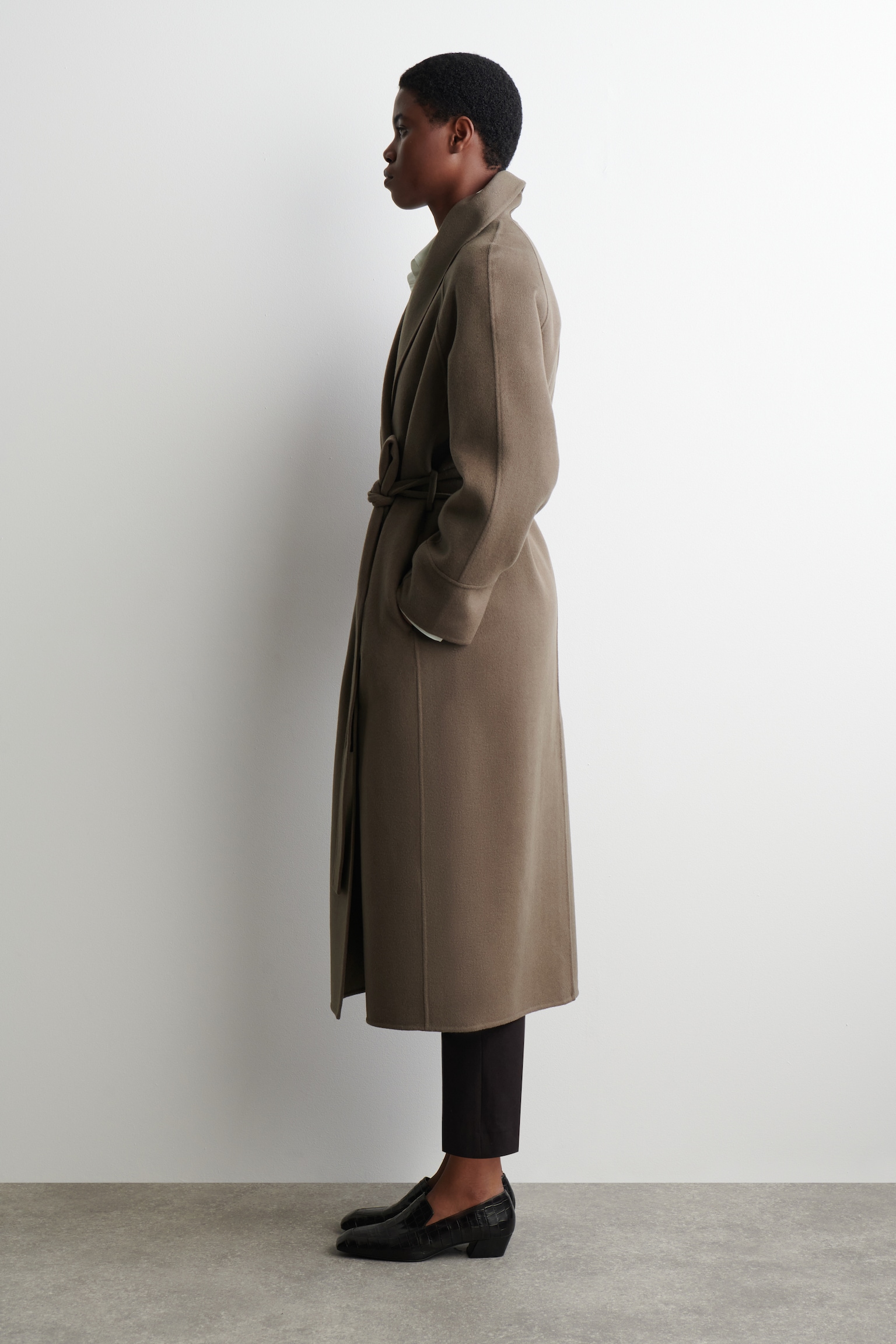 CAPPOTTO IN LANA DOPPIATA CON CINTURA - MARRONE/NERO/BORDEAUX - 5
