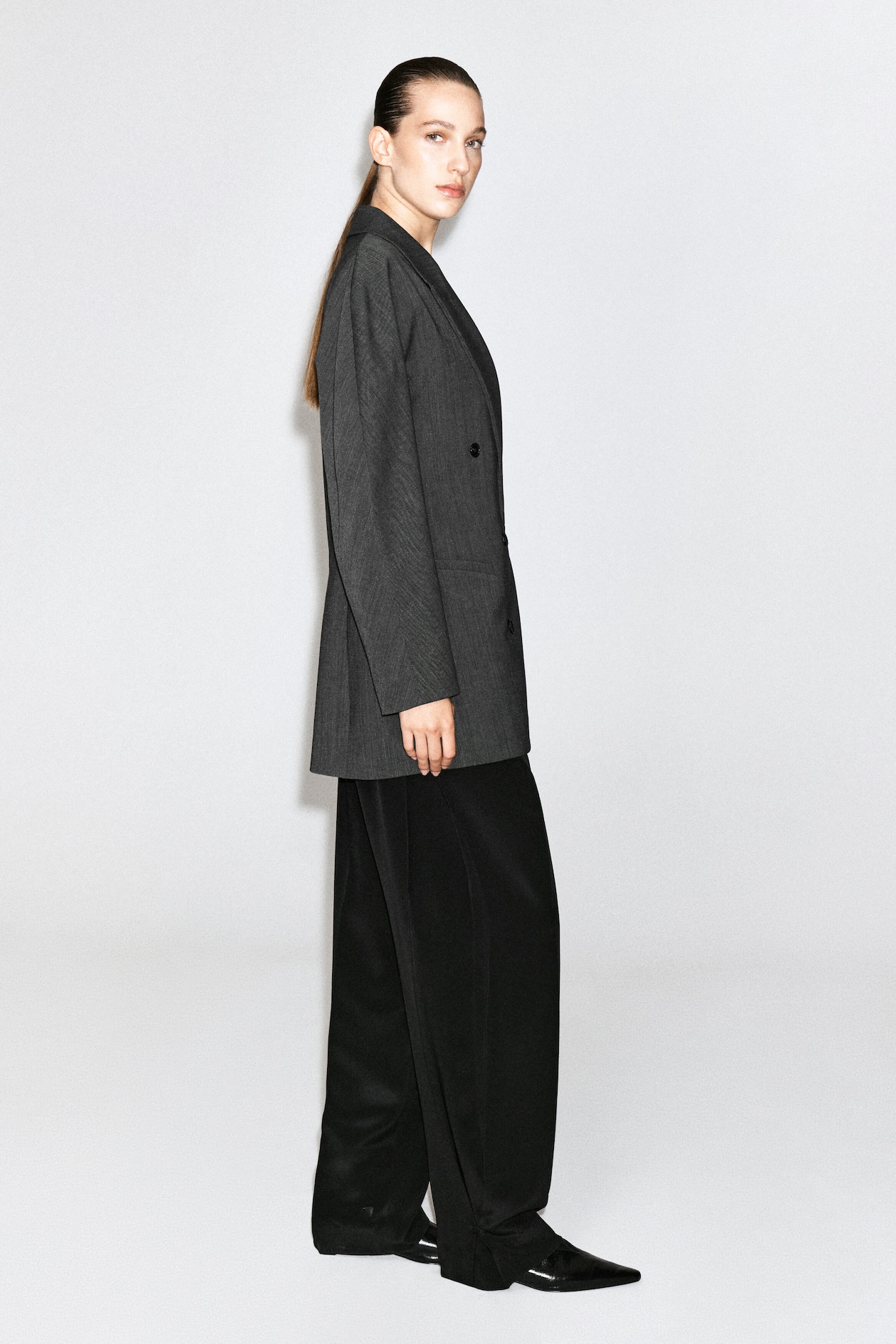 SCULPTED DOUBLE-BREASTED LONG-LINE BLAZER — GRAY MÉLANGE