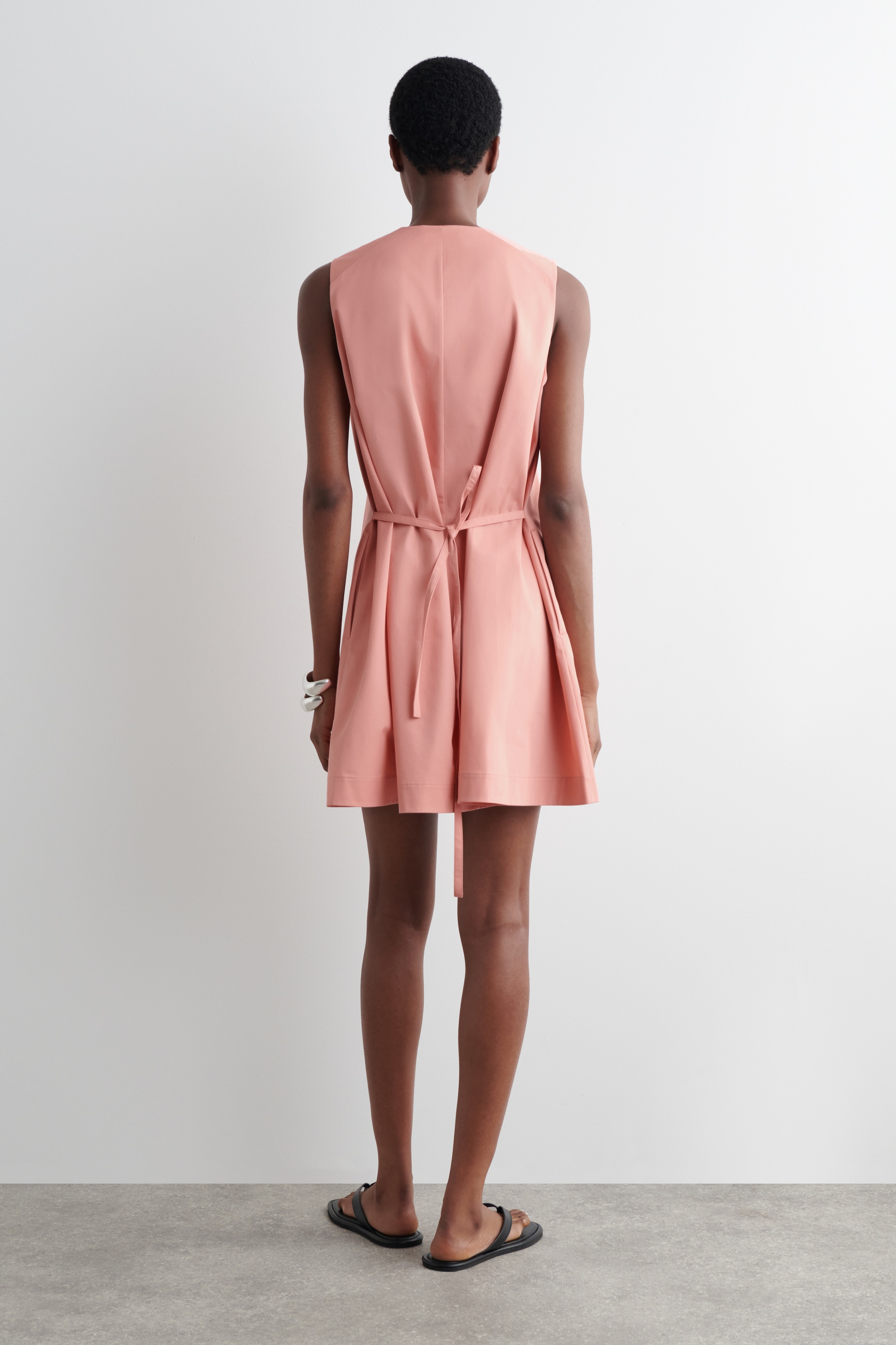 Agrandir l'image: ROBE COURTE BOUTONNÉE EN COTON PIMA - ROSE - FEMME | H&M FR 4