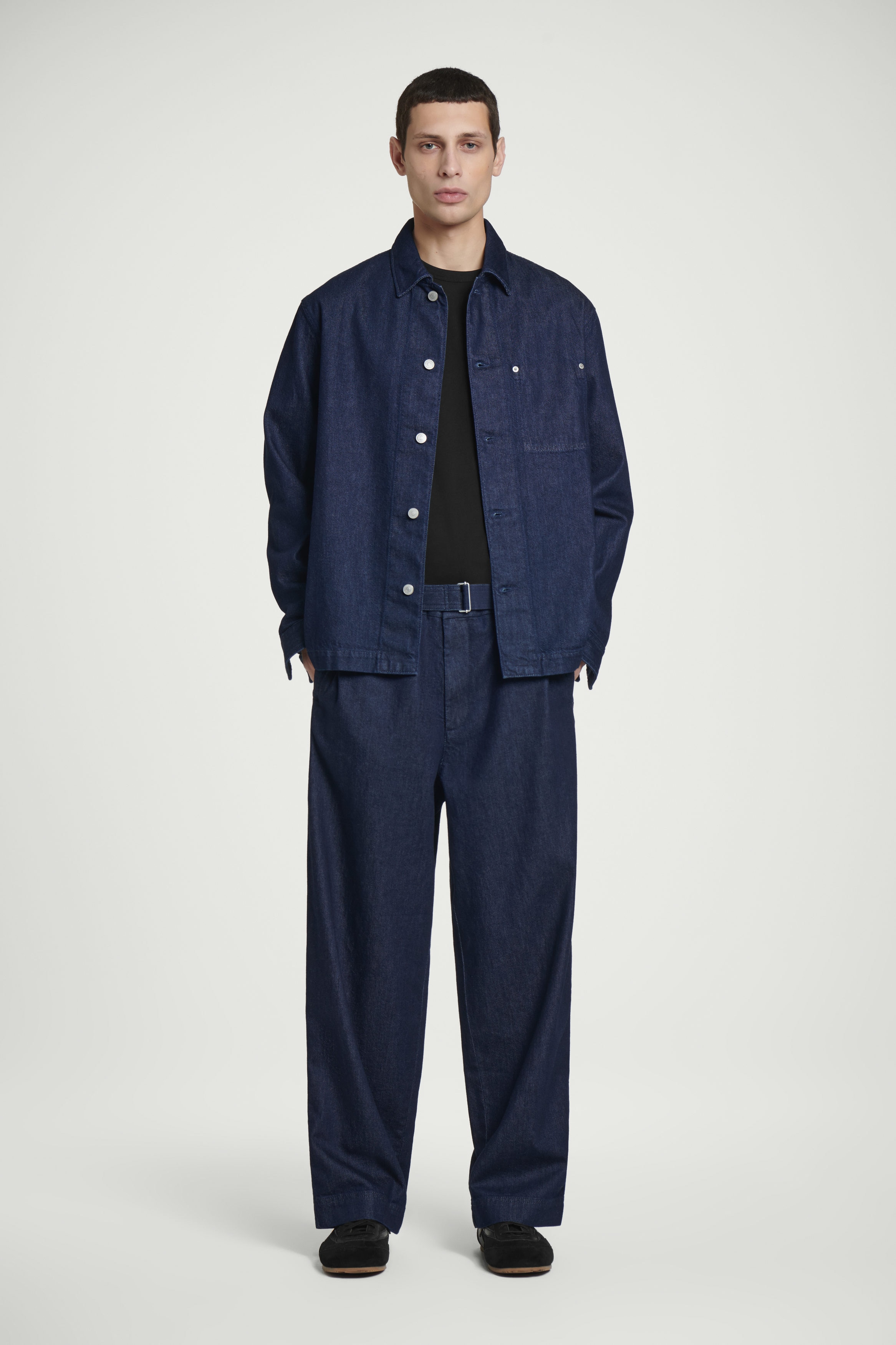 “COS MEN” リラックスウォッシュドコットンスウェットシャツ RELAXED-FIT TEXTURED STRIPE KNITTED SHIRT リラックスフィット