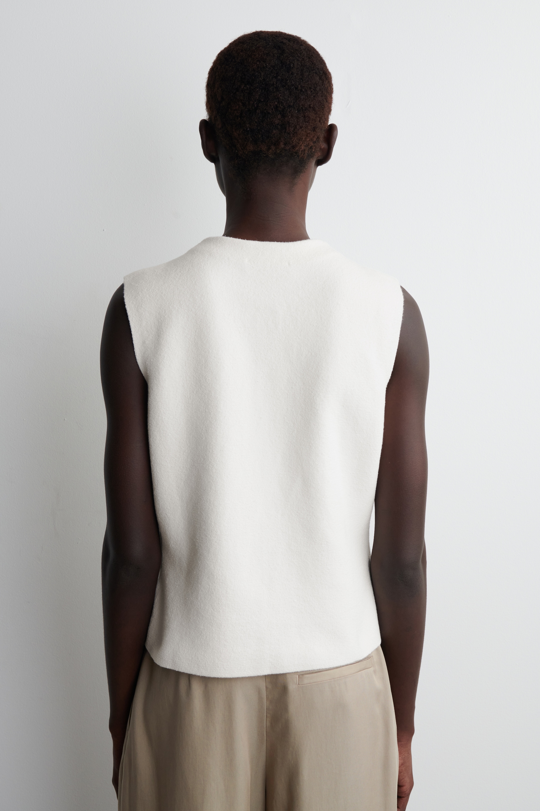 View larger image: KNITTED COTTON WAISTCOAT - IVORY - Ladies | H&M GB 5