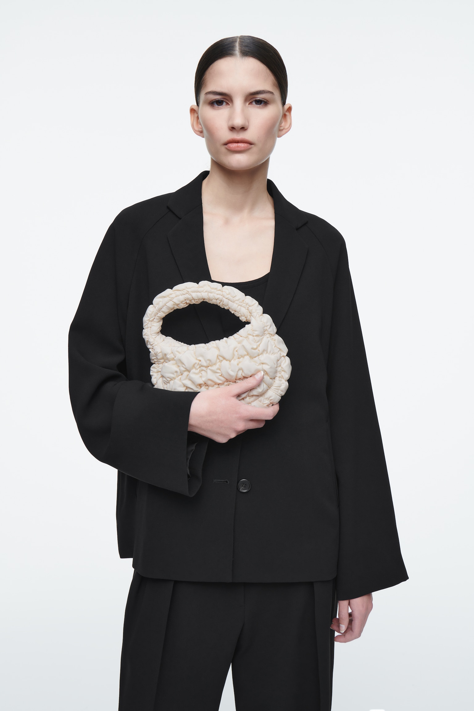 MICRO SAC MATELASSÉ - ÉCRU/NOIR