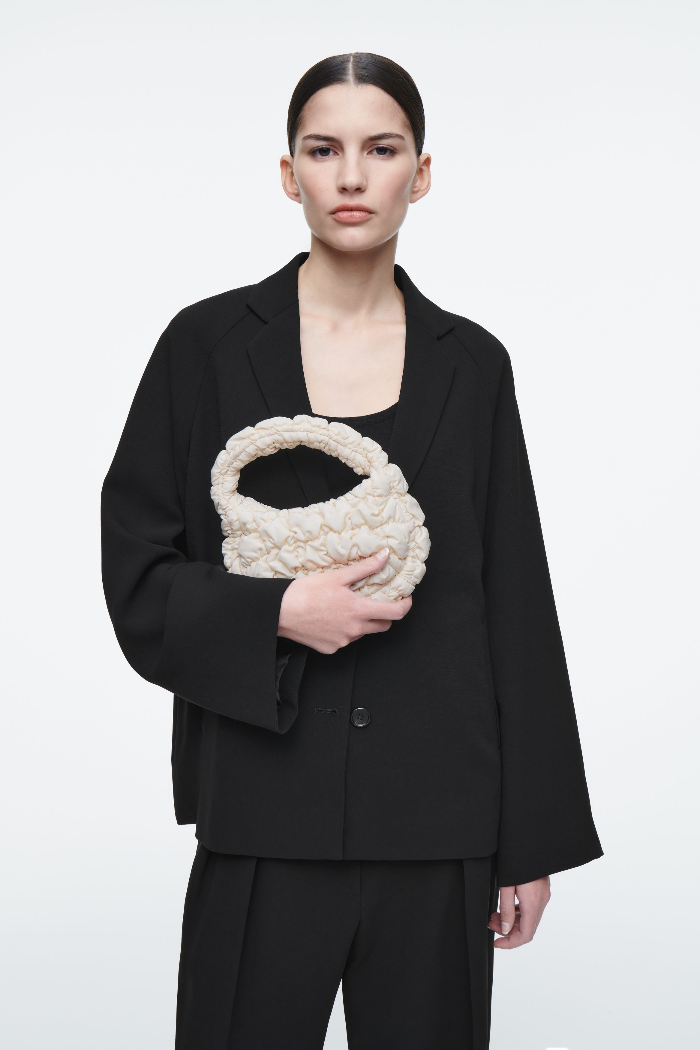 【COS】 Quilted Micro Bag Off White QUILTED MINI BAG - OFF-WHITE | COS