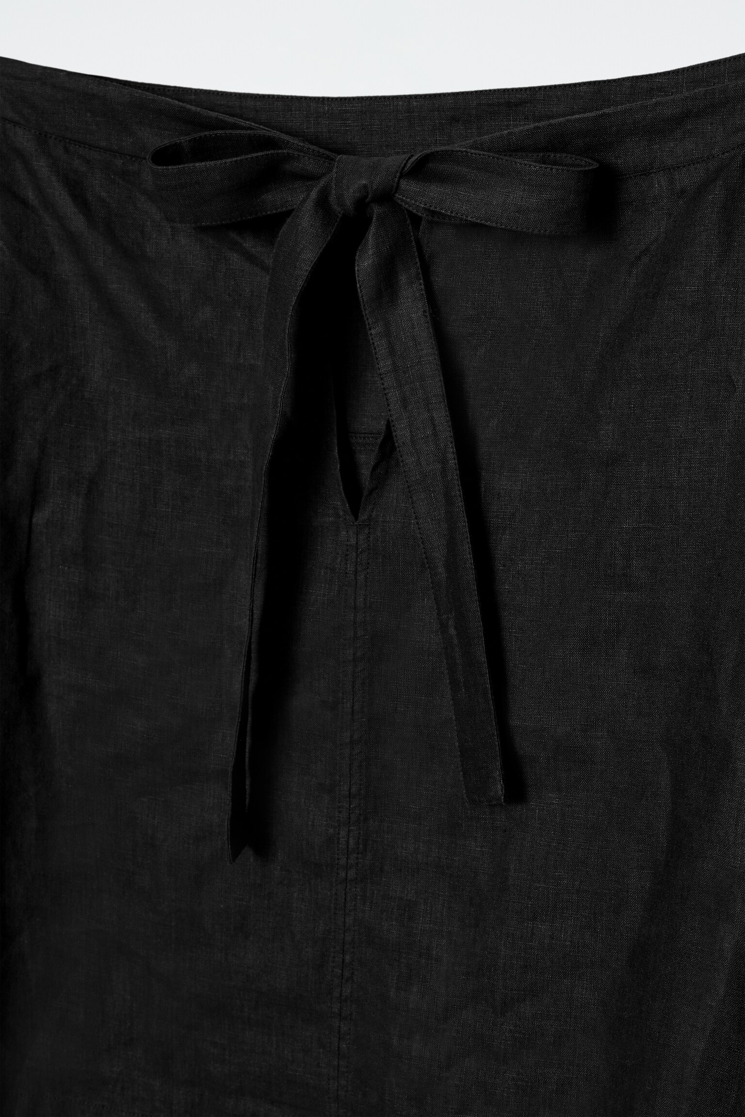 BLOUSE AVEC DÉTAIL À NOUER EN LIN - NOIR/BLANC - 4