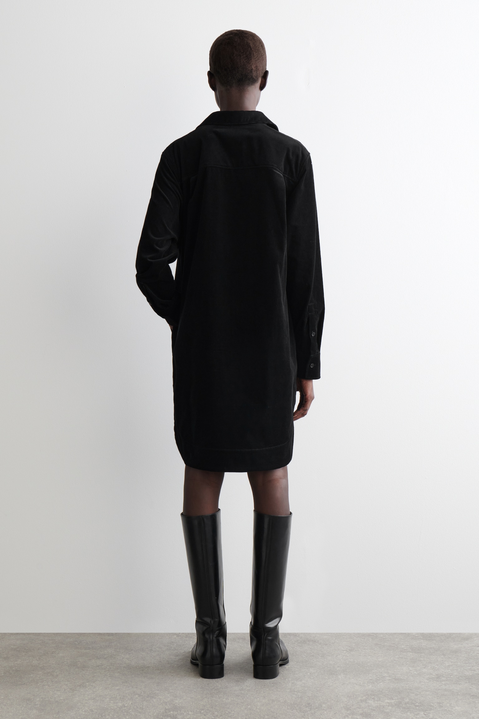 ROBE-CHEMISE COURTE EN VELOURS CÔTELÉ - NOIR/VERT FONCÉ - 5