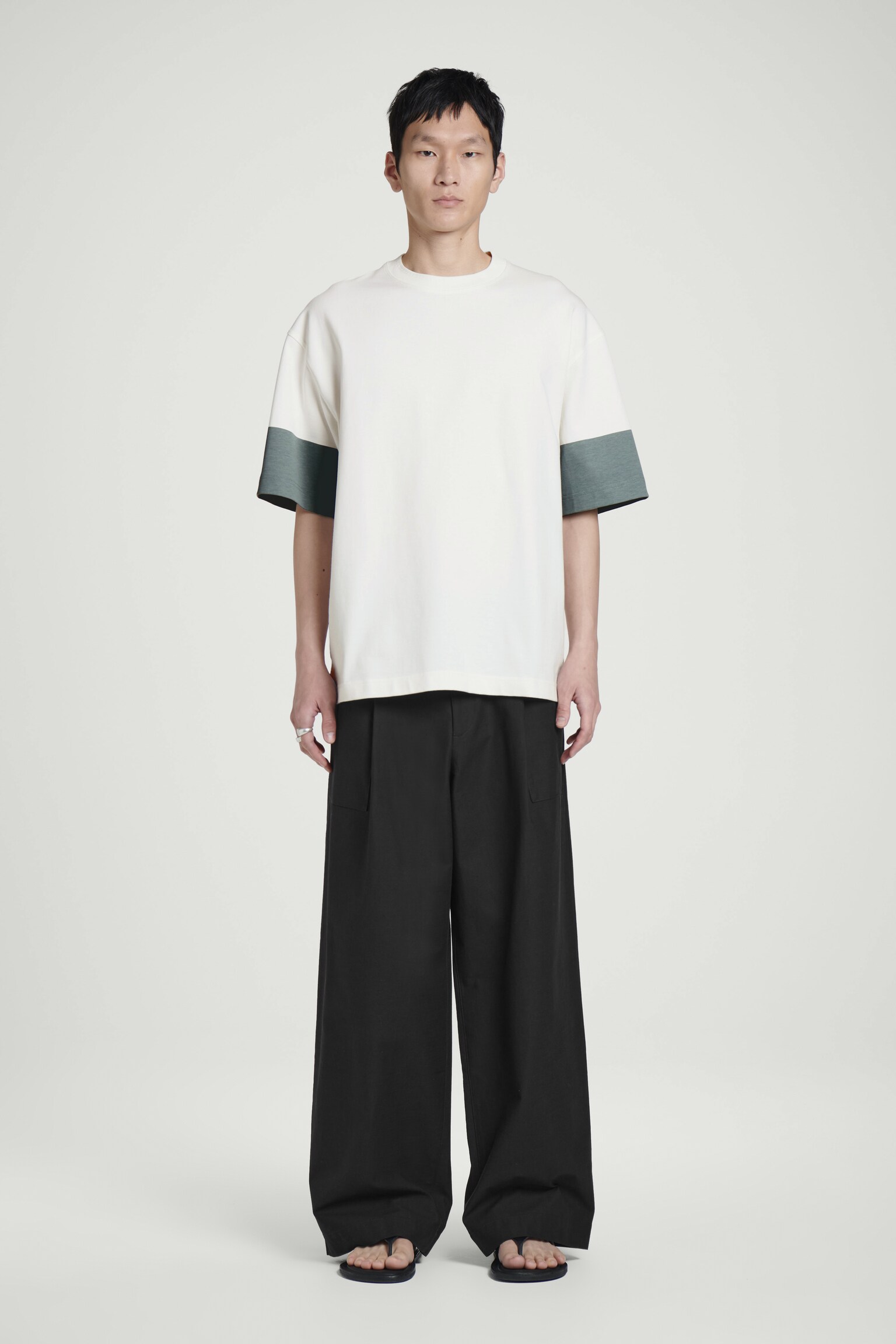 CAMISETA DE ALGODÓN OVERSIZE EN BLOQUES DE COLOR - BLANCO / AZUL ACERO - 7