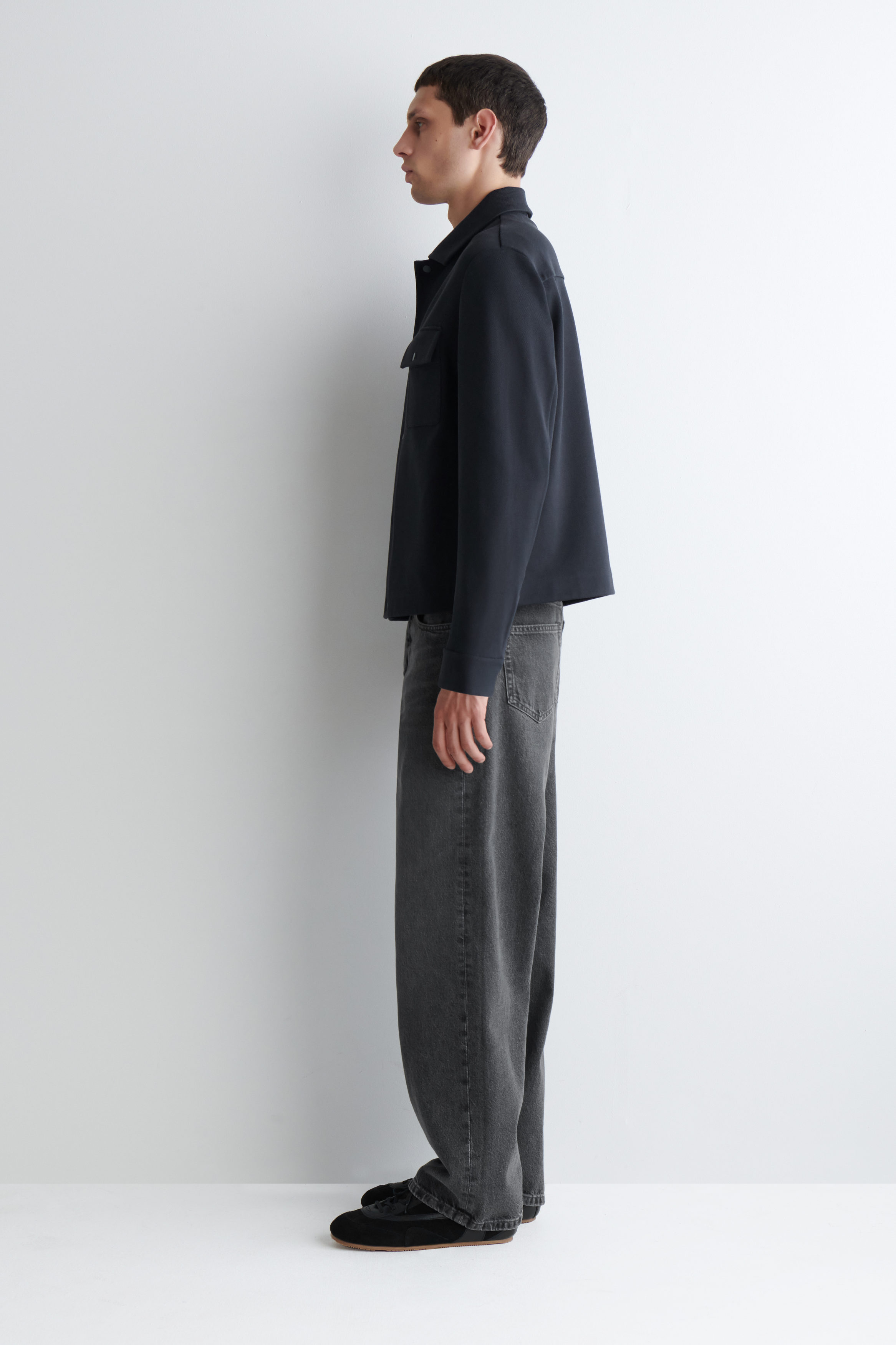 COS トラックジャケット ネイビー trim_fce_item672da70549cd8.jpg