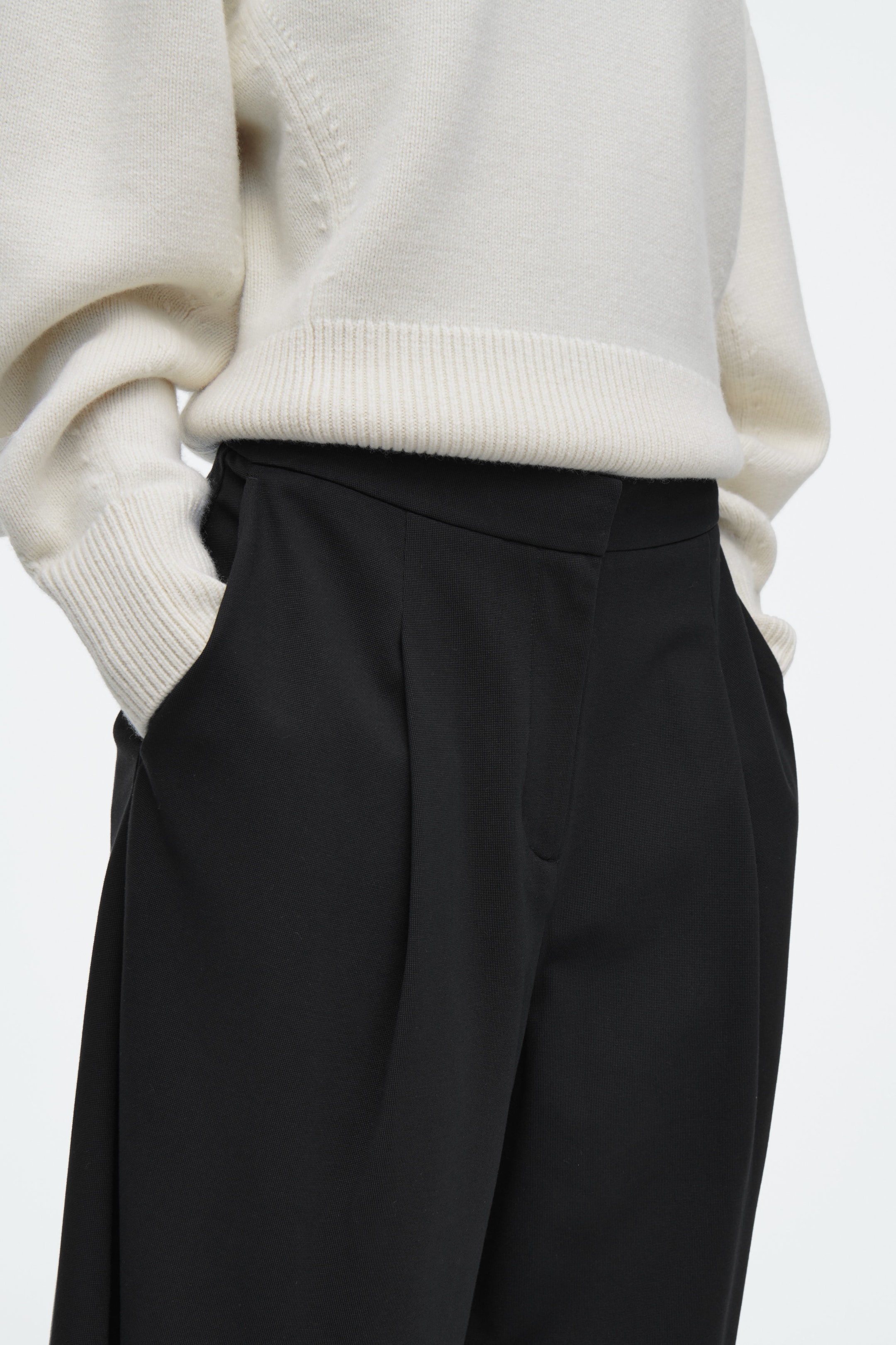 CROPPED WIDE-LEG PANTS