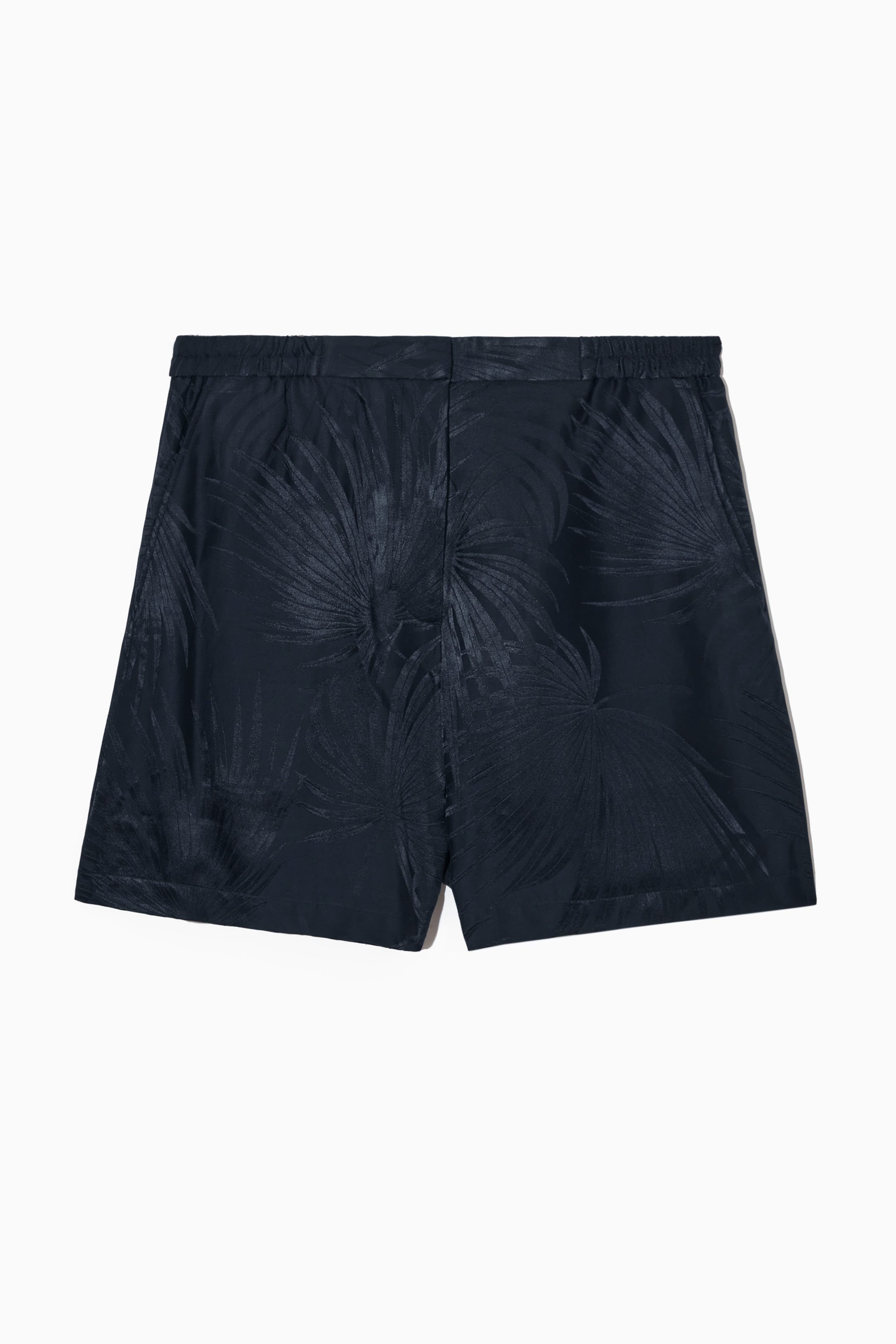 BOUCLÉ SHORTS