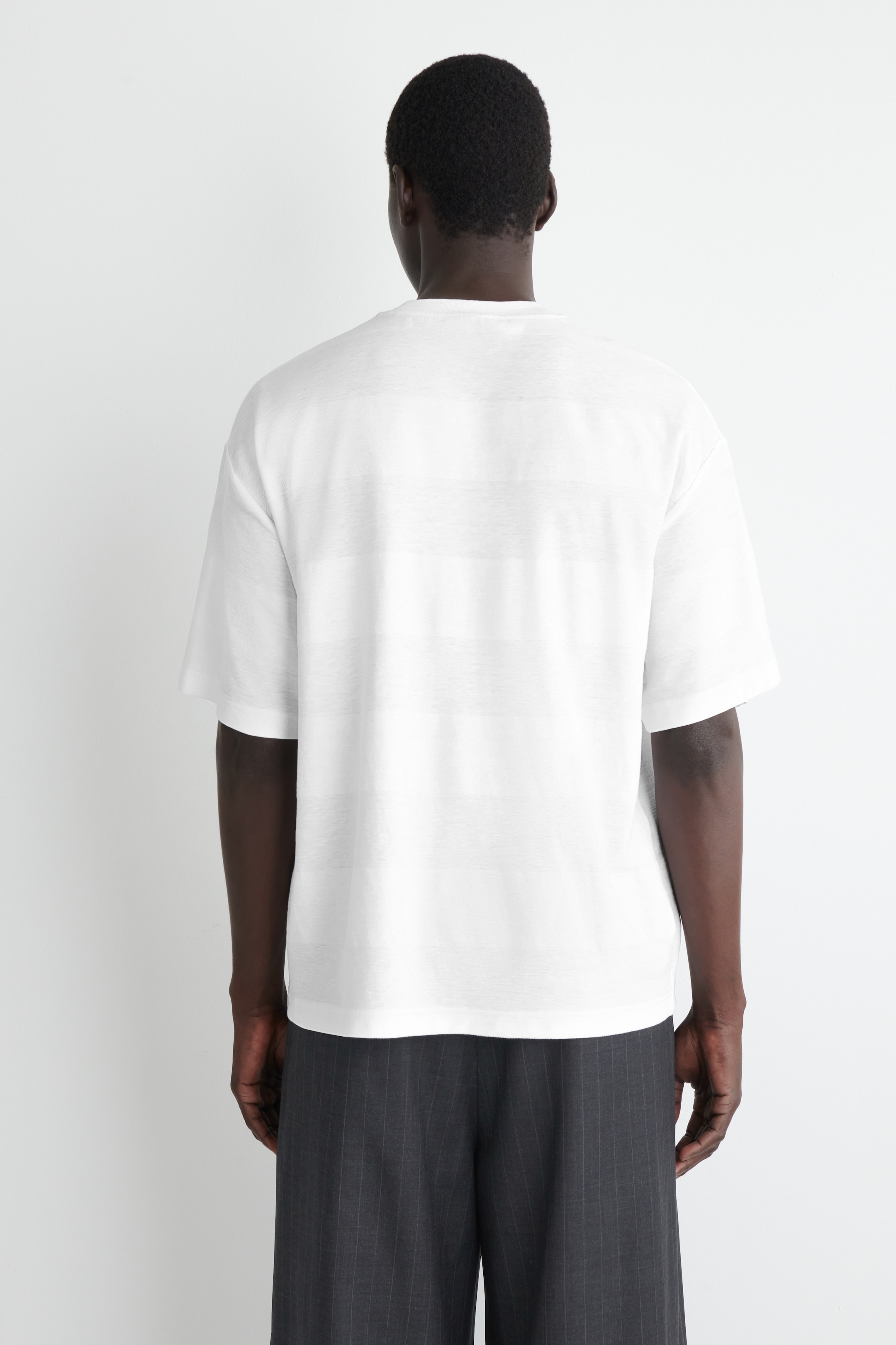 View larger image: OVERSIZED STRIPED LINEN-BLEND T-SHIRT - WHITE - Men | H&M GB 4
