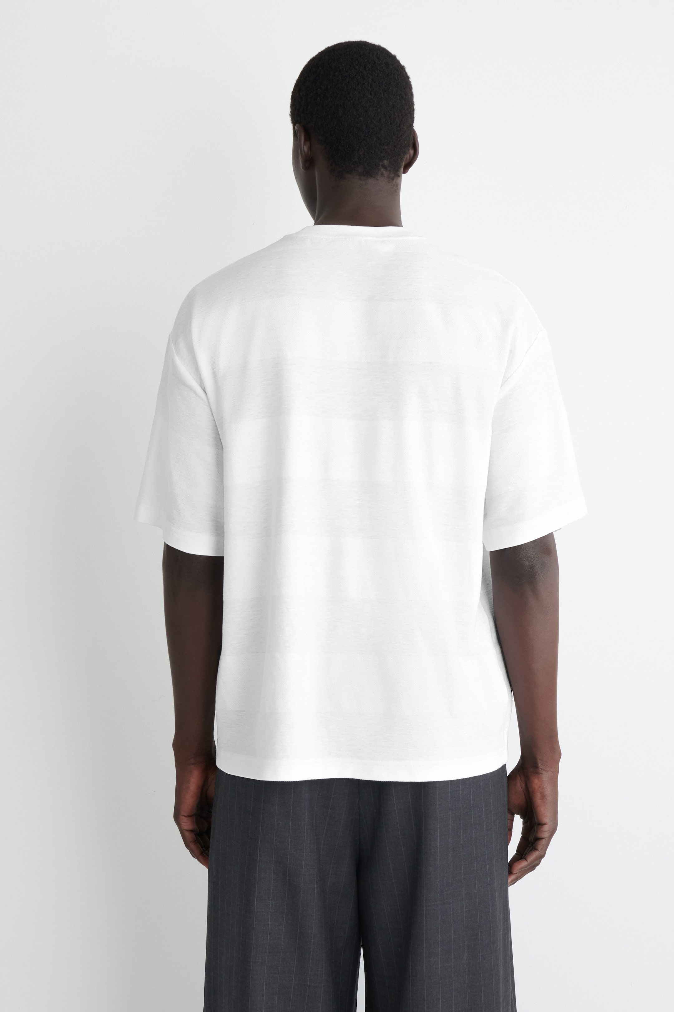 T-SHIRT OVERSIZE A RIGHE IN MISTO LINO