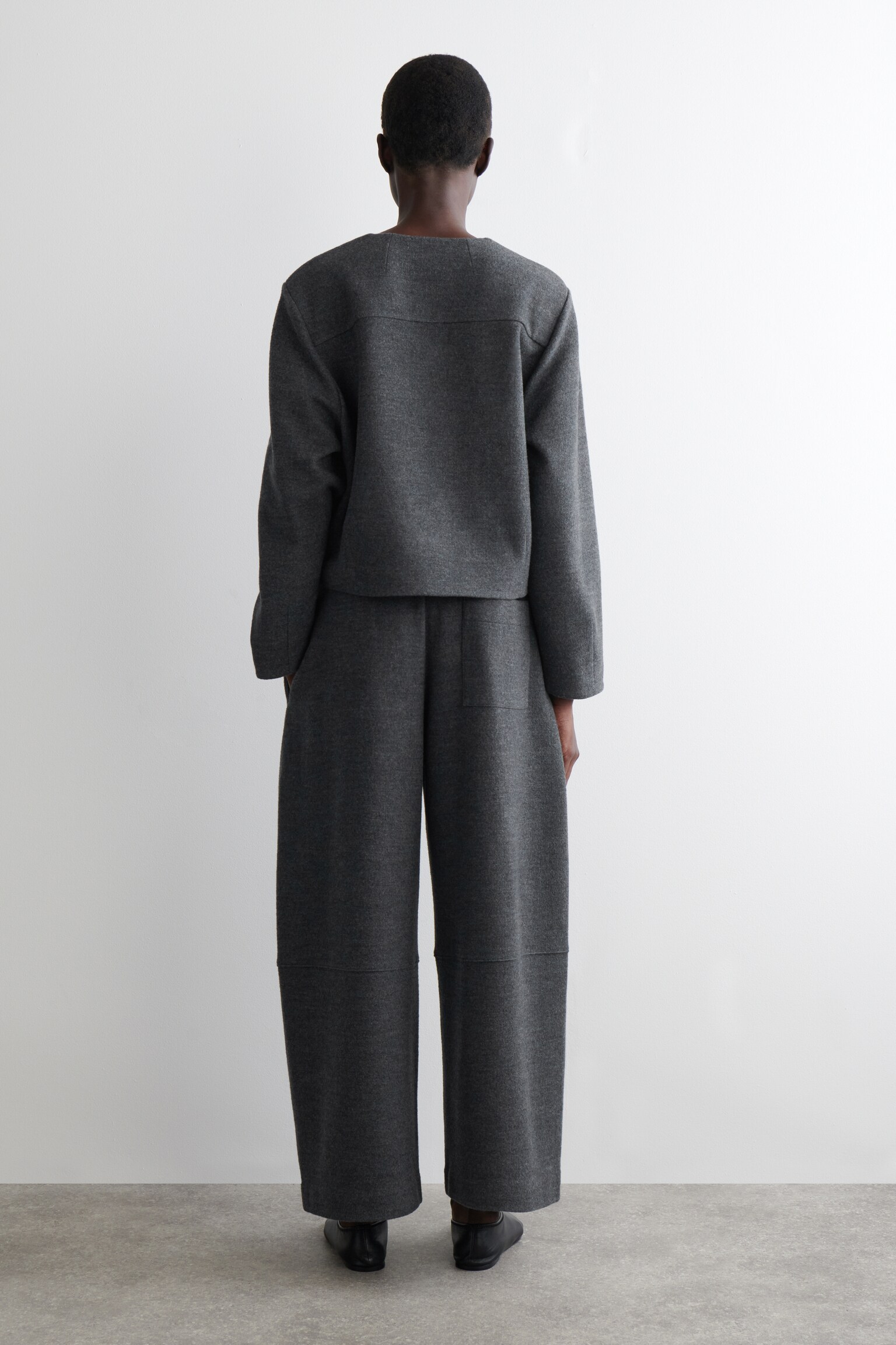 PANTALON BARREL EN LAINE BOUILLIE - GRIS FONCÉ CHINÉ/BLEU MARINE - 3