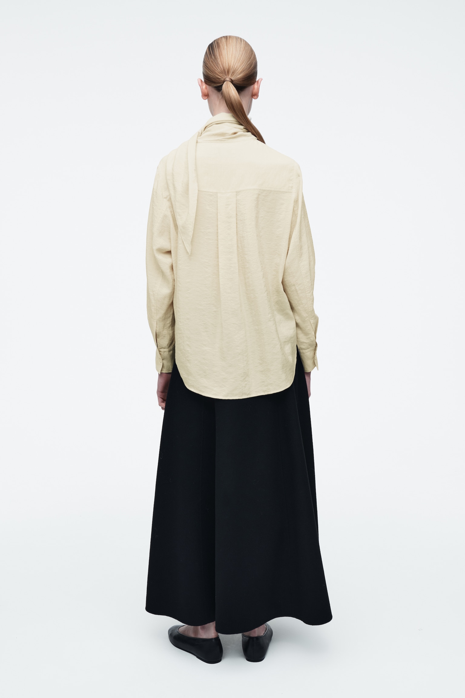 CAMICETTA IN SETA CON DETTAGLIO SCIARPA - BEIGE - 6