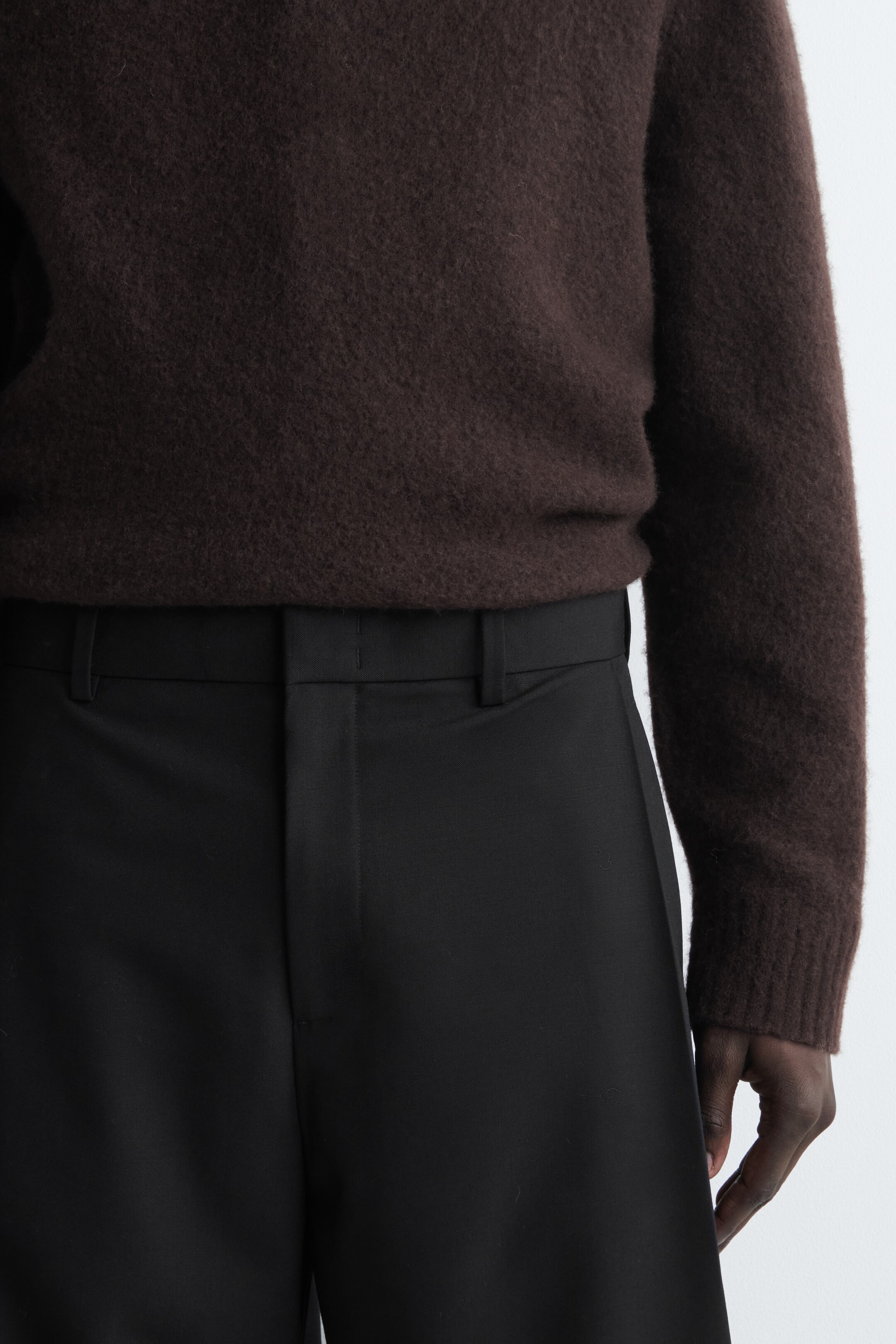 Agrandir l'image: PANTALON LARGE À PLIS EN LAINE - NOIR - HOMME | H&M FR 5