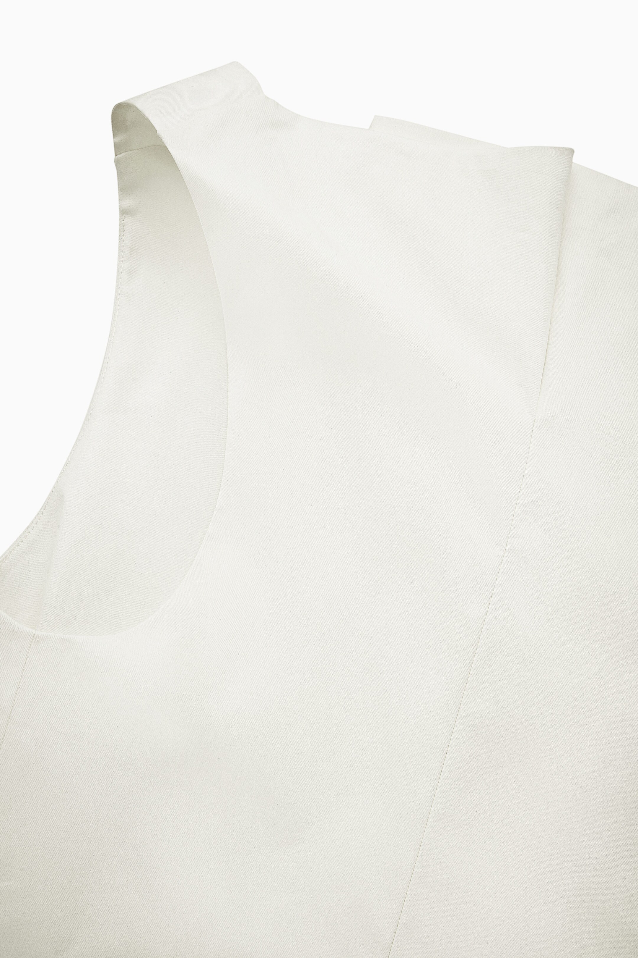 StillMedia/DescriptiveDetail