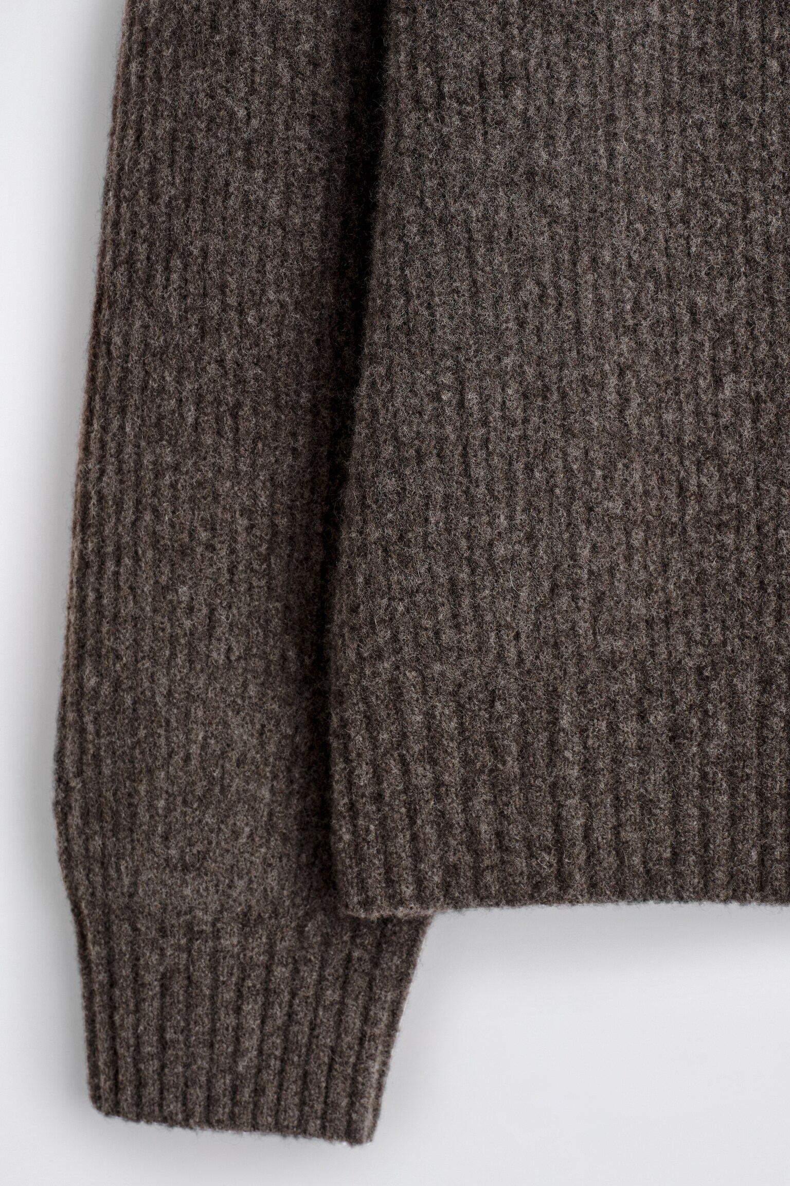 Camisola ampla em lã de iaque com decote em V - Castanho mesclado - 5