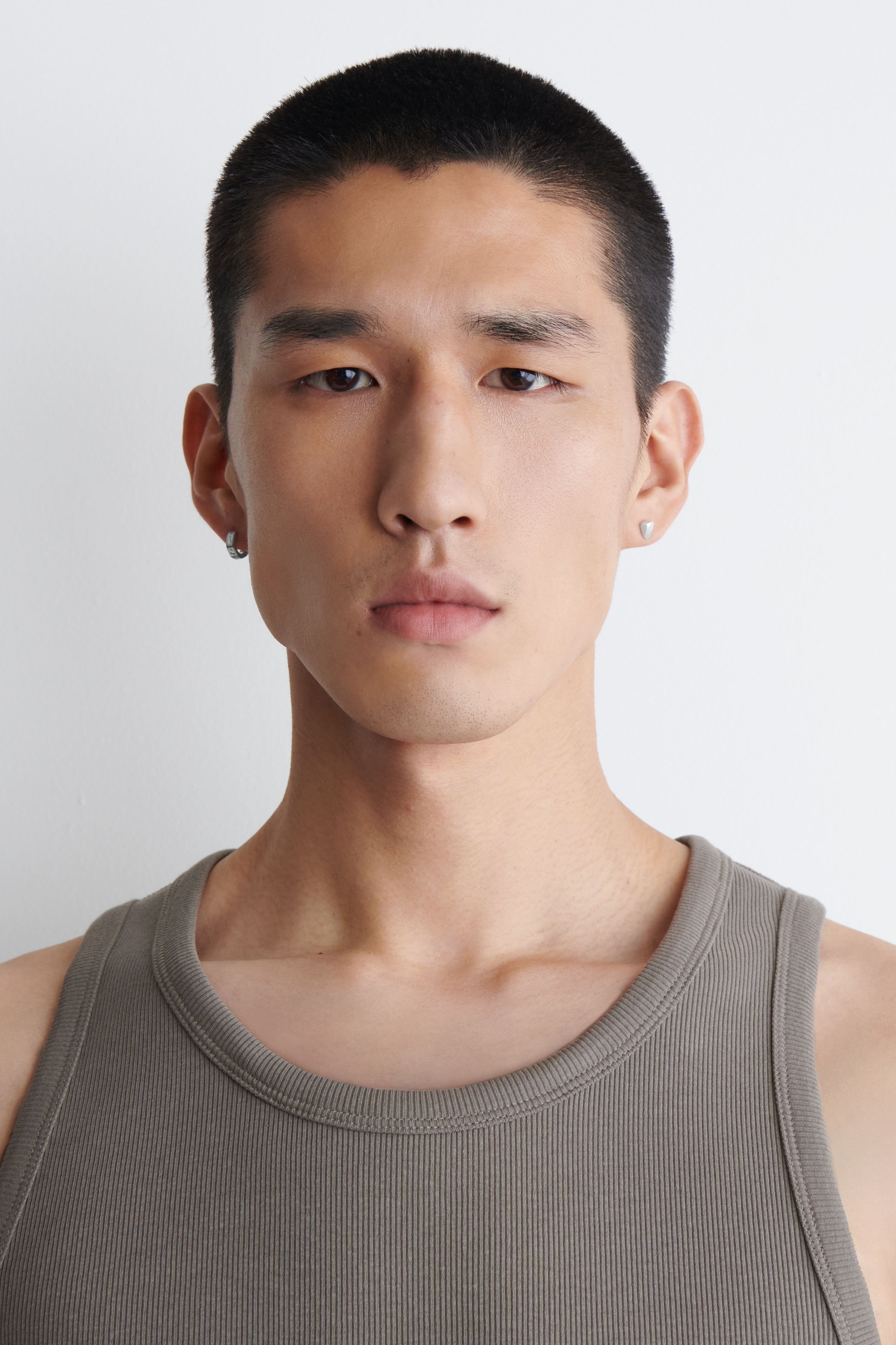 3ER-PACK GEHÄMMERTE OHRRINGE - SILBER